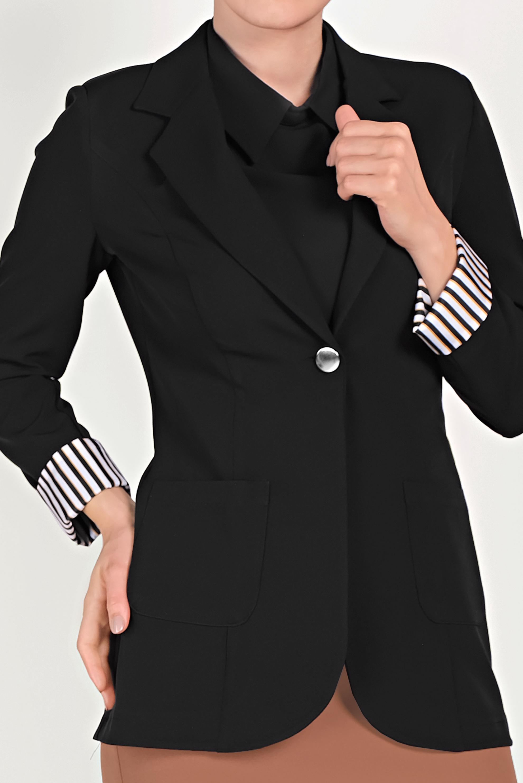 Tesettür giyim SİYAH DÜĞMELİ KLASİK KESİM CEKET 40725