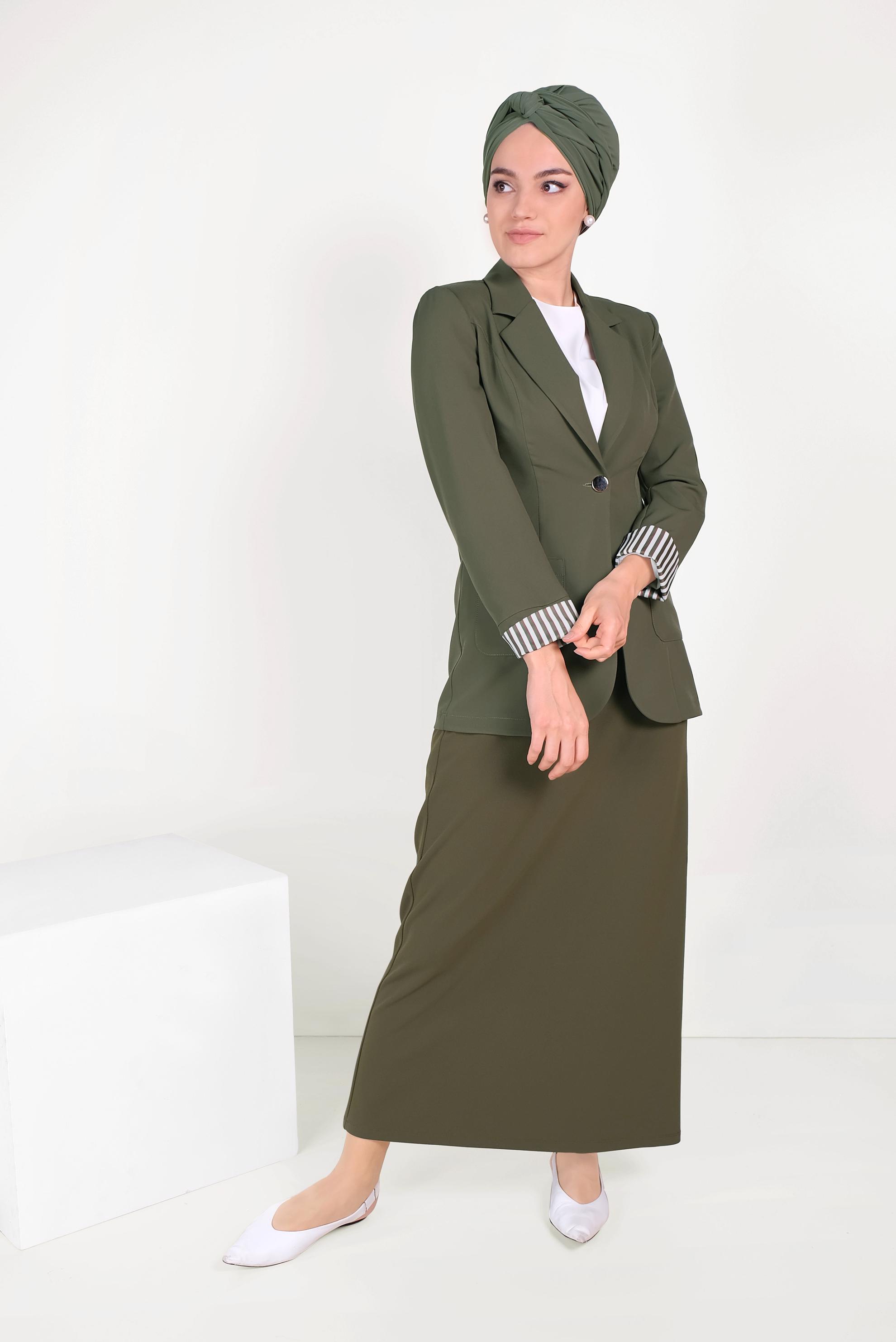 Tesettür giyim HAKİ DÜĞMELİ KLASİK KESİM CEKET 40725