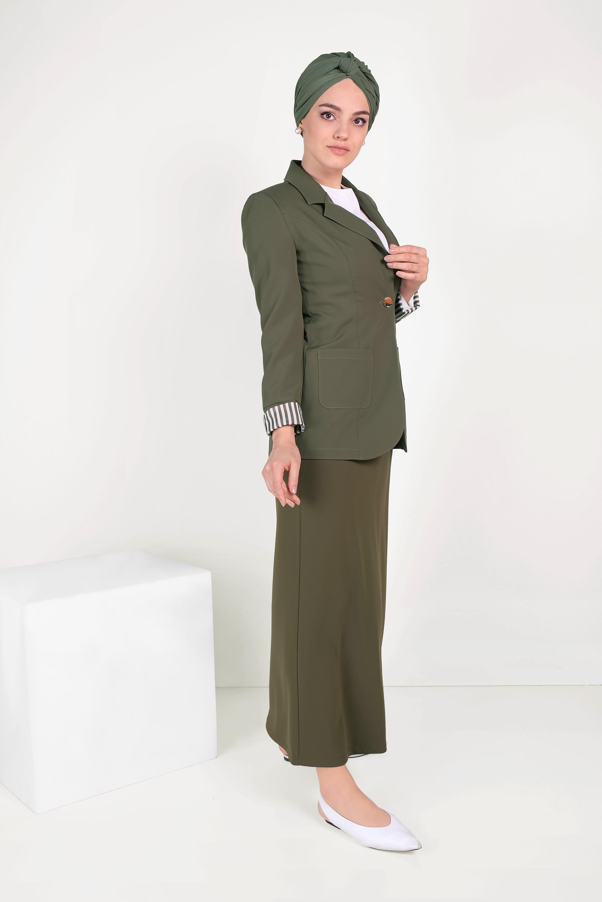 Tesettür giyim HAKİ DÜĞMELİ KLASİK KESİM CEKET 40725