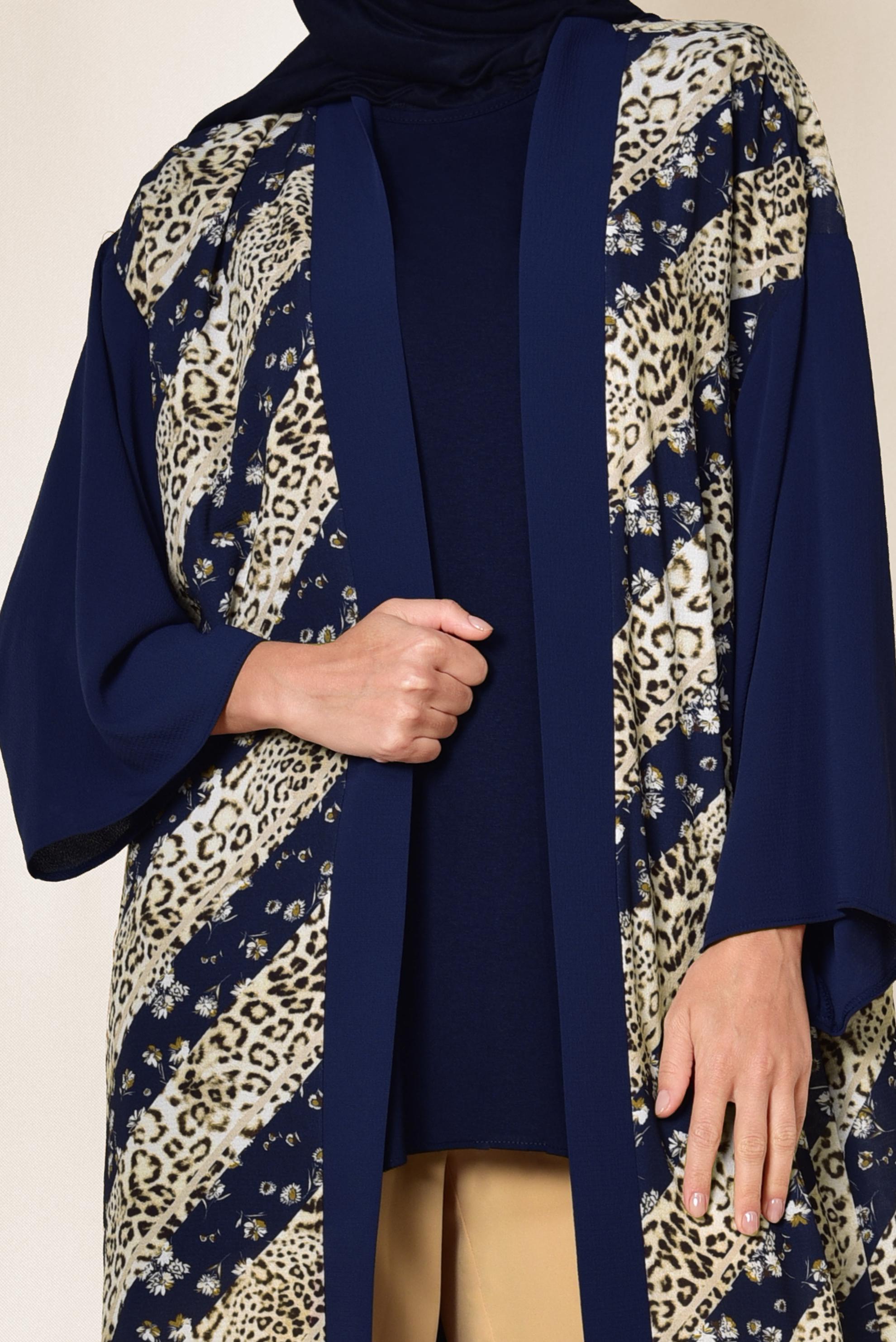 Vêtements hijab BLEU MARINE KIMONO FLORAL MOTIF LÉOPARD 4959