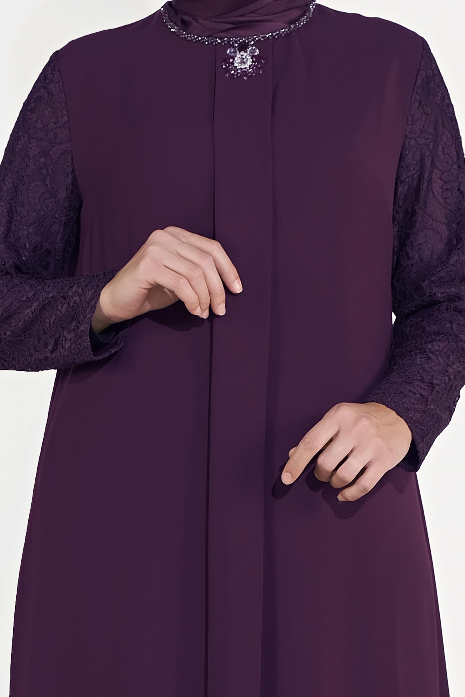 Tesettür giyim MOR DANTELLİ YAKASI TAŞLI ELBİSE 20024 