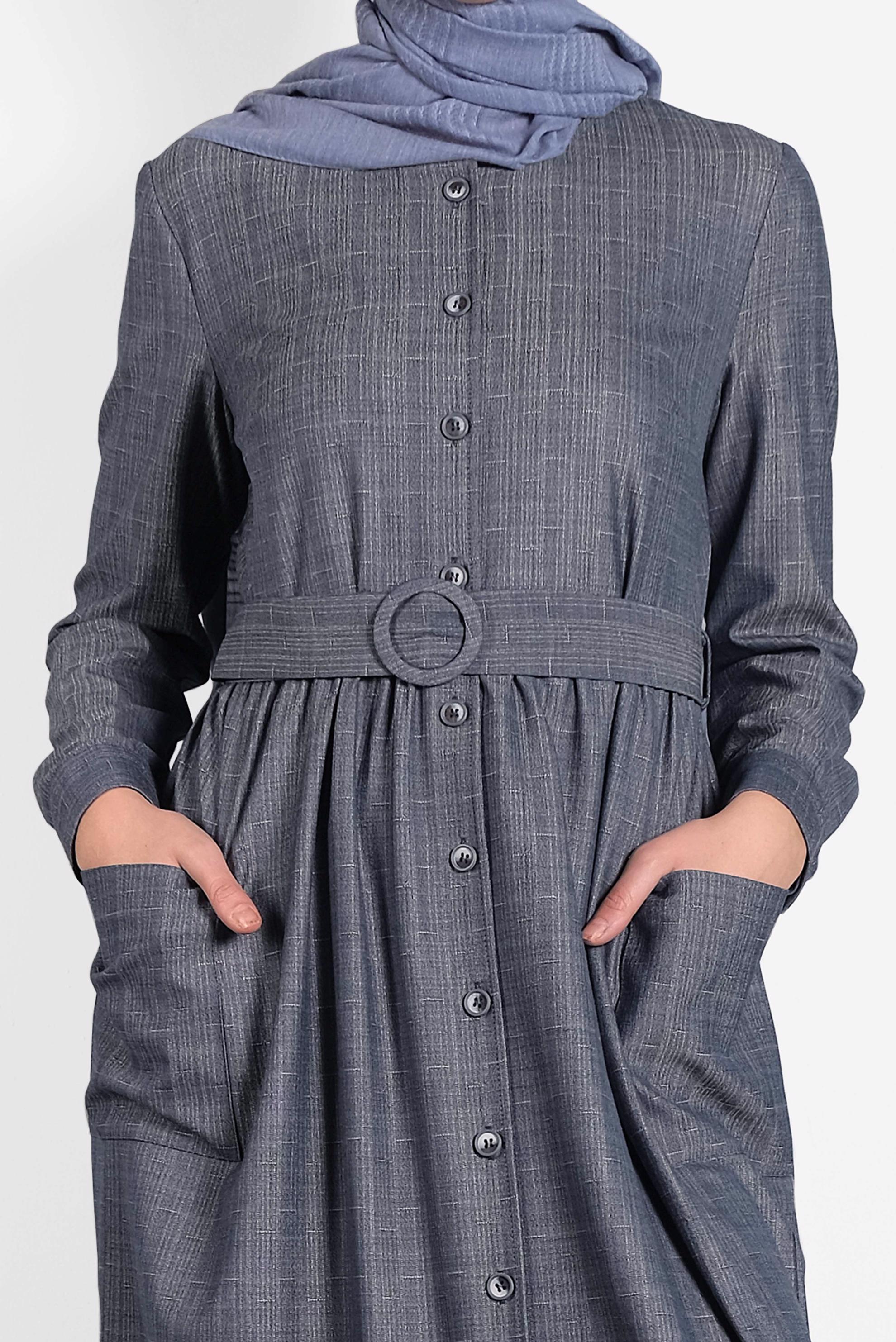 Tesettür giyim LACİVERT BOYDAN DÜĞMELİ CEPLİ ELBİSE 40200