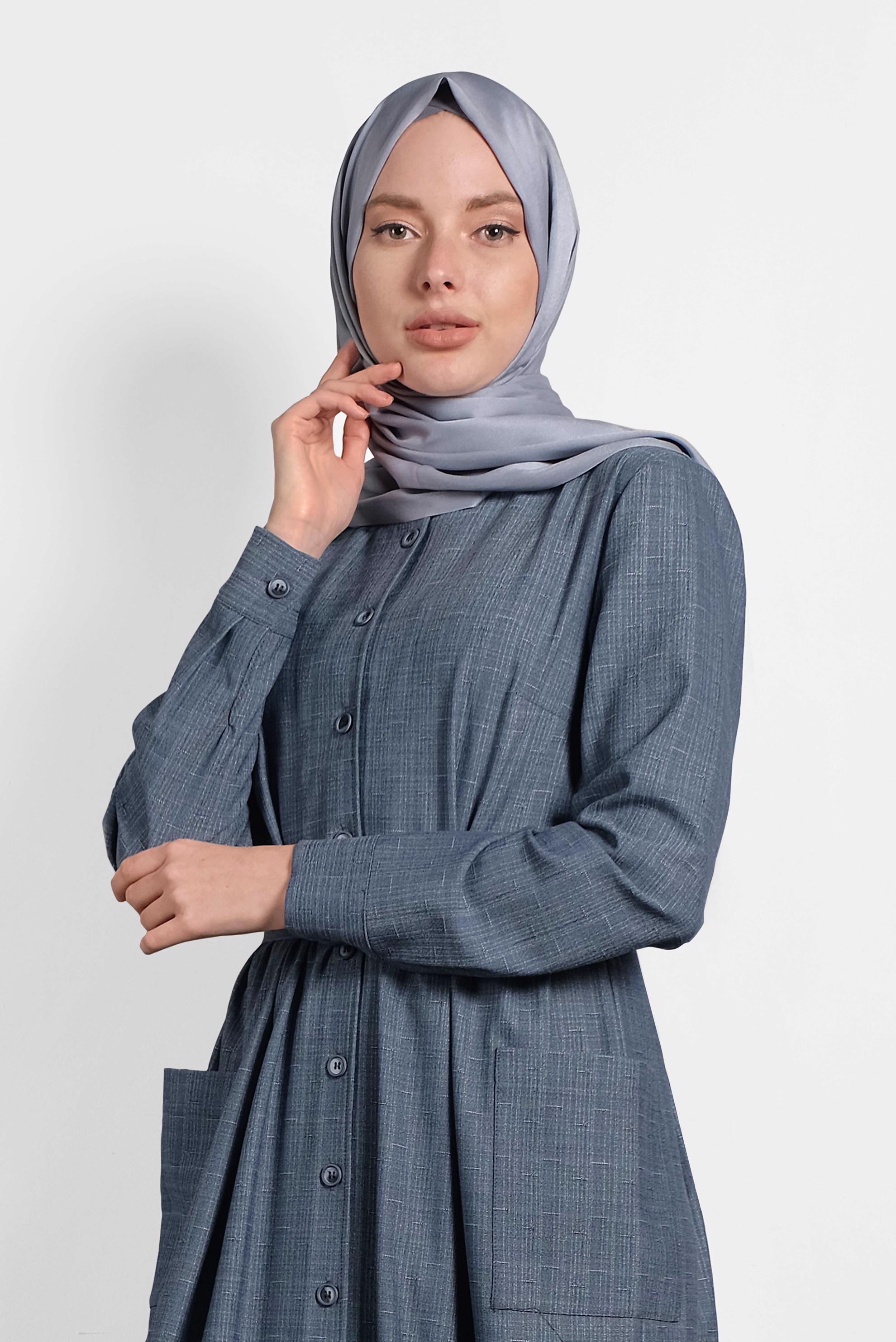 Tesettür giyim LACİVERT BOYDAN DÜĞMELİ CEPLİ ELBİSE 40200