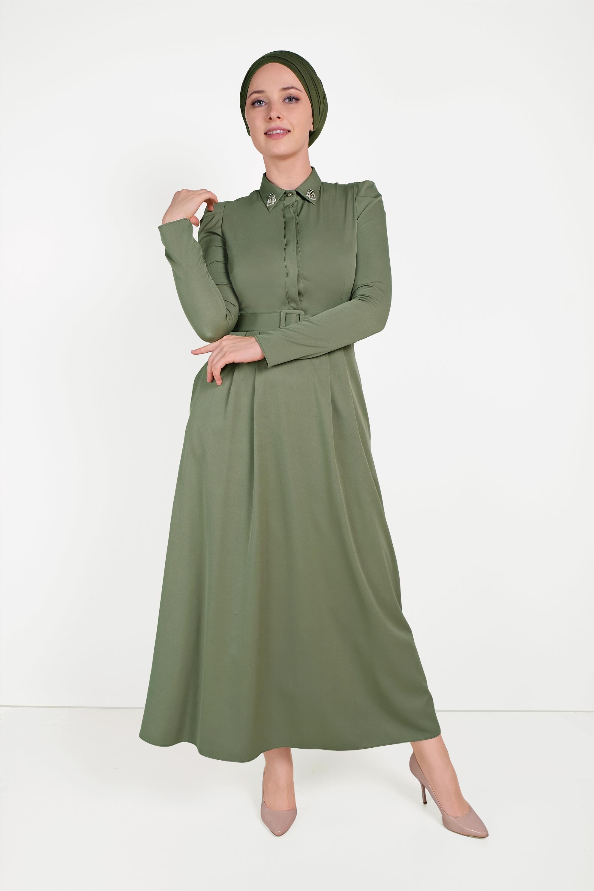 Tesettür giyim HAKİ YAKASI TAŞLI ELBİSE 40455