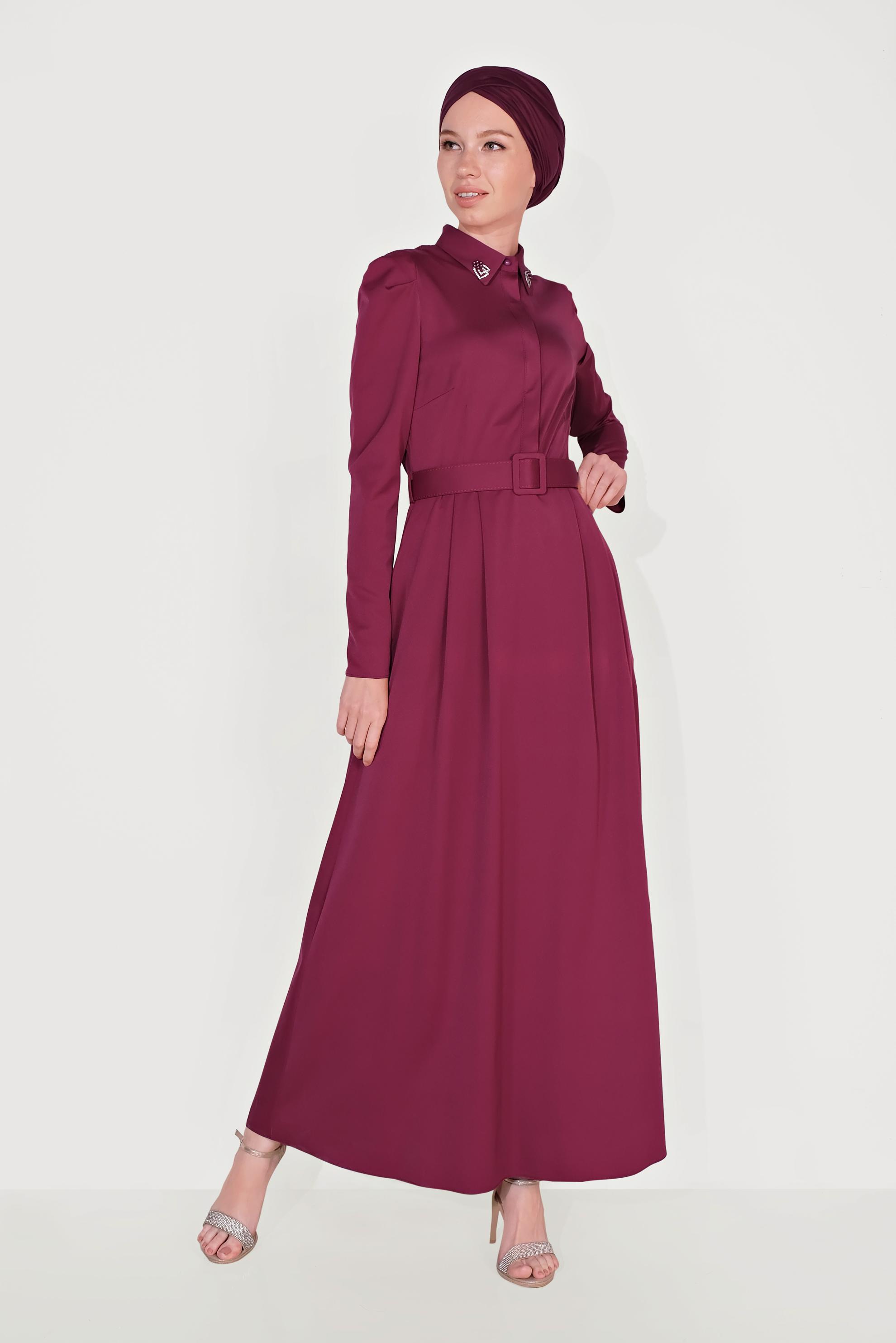 Tesettür giyim MOR YAKASI TAŞLI ELBİSE 40455