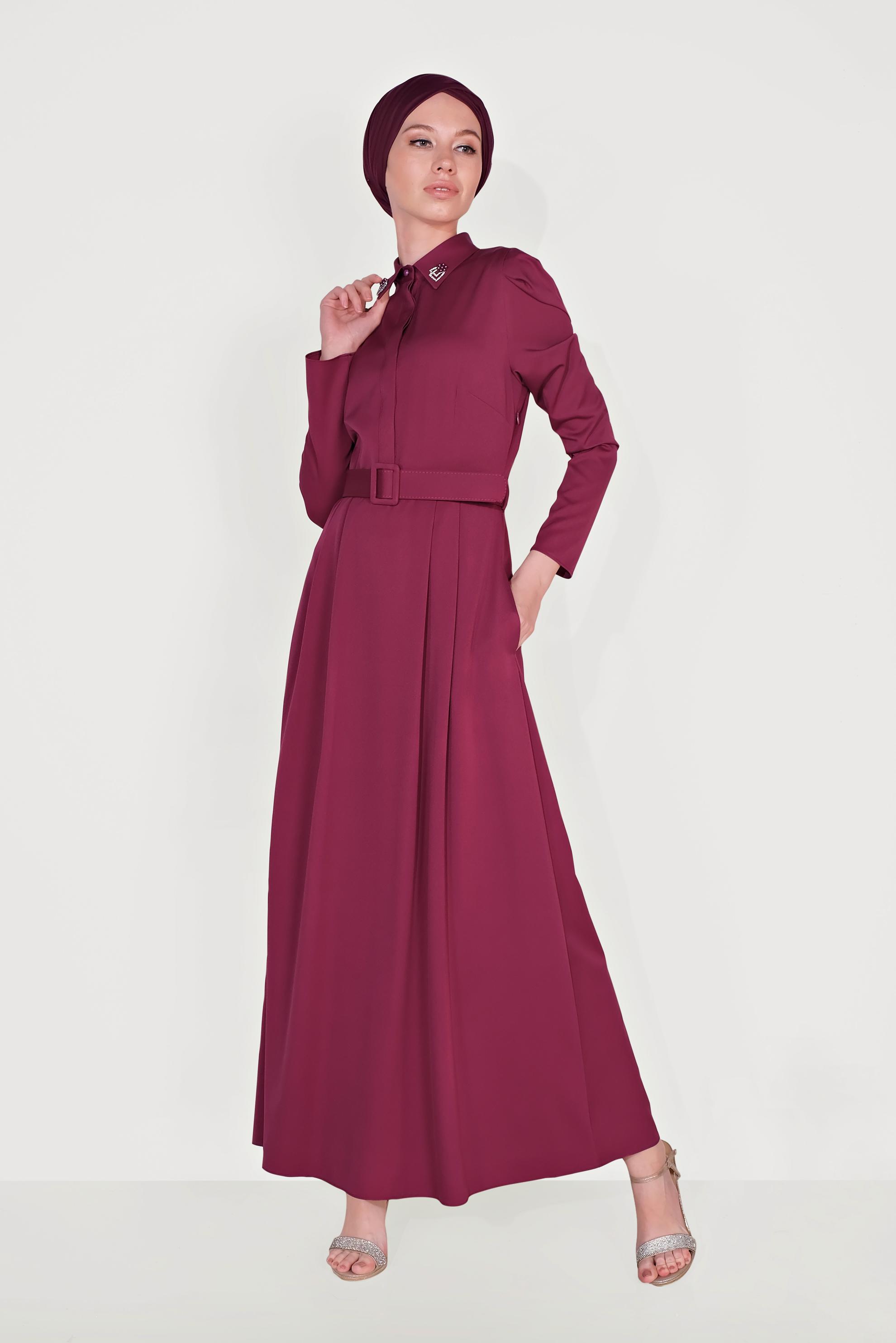 Tesettür giyim MOR YAKASI TAŞLI ELBİSE 40455