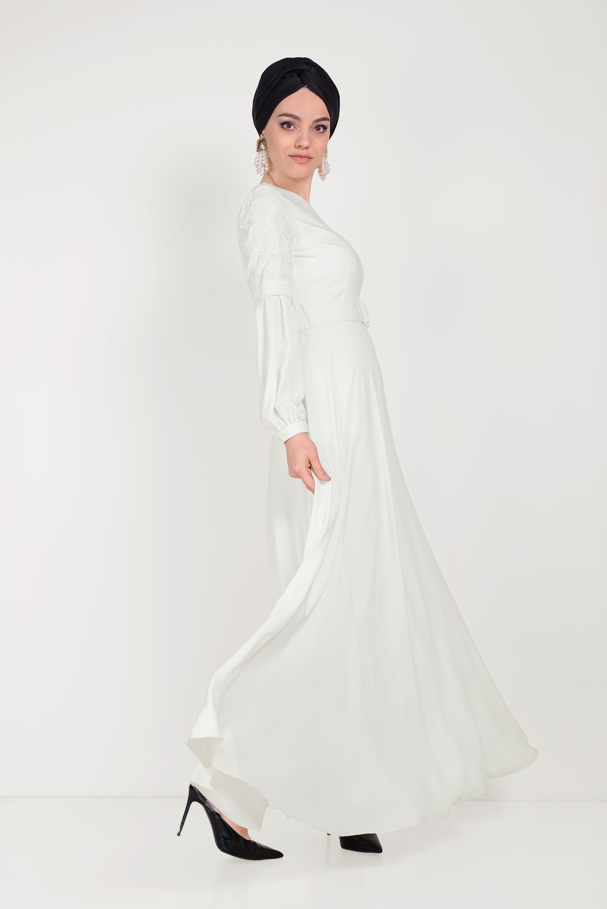 Tesettür giyim BEYAZ KOLLARI GÜPÜRLÜ ELBİSE 40458