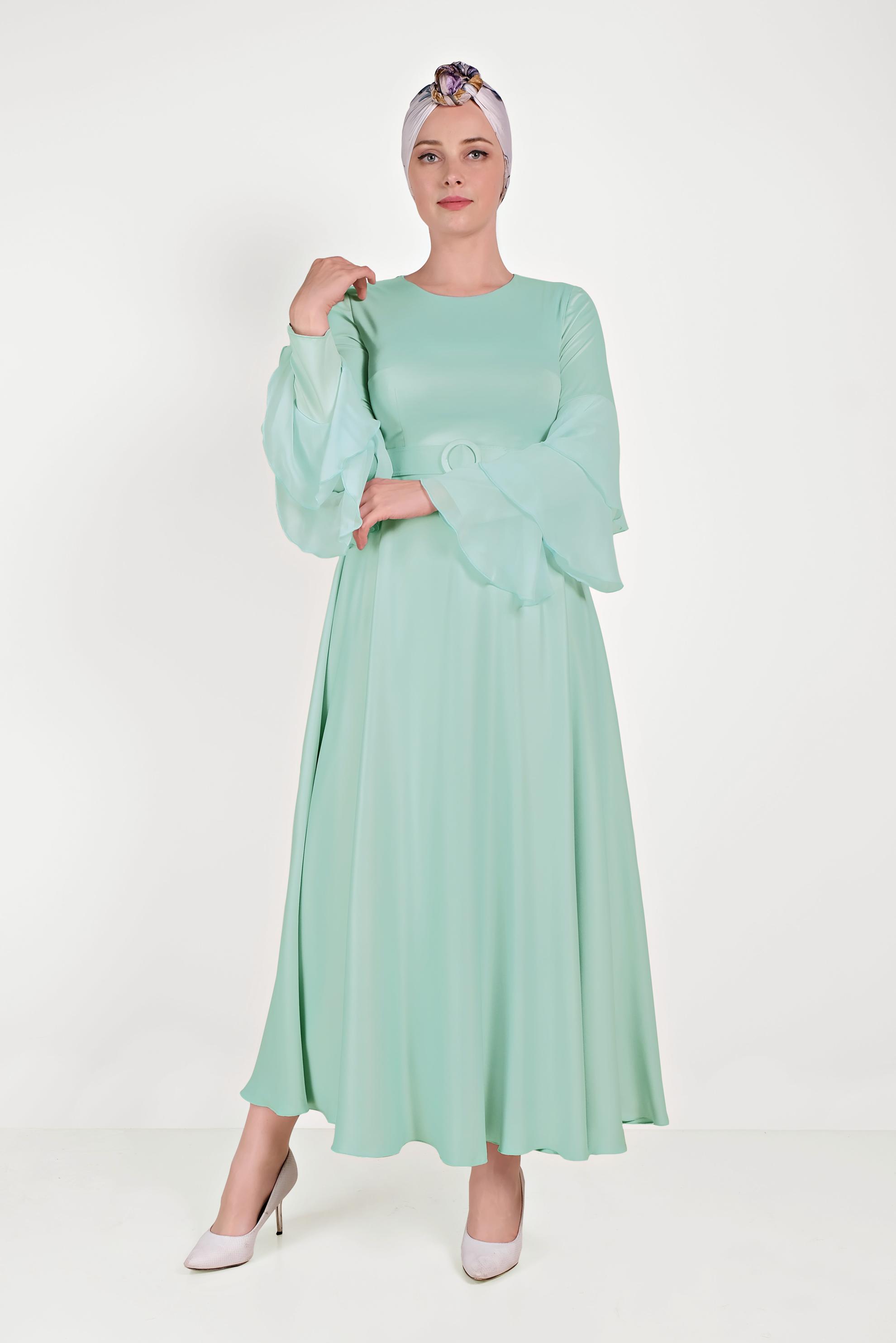 Tesettür giyim YEŞİL KOLLARI VOLANLI ELBİSE 40460