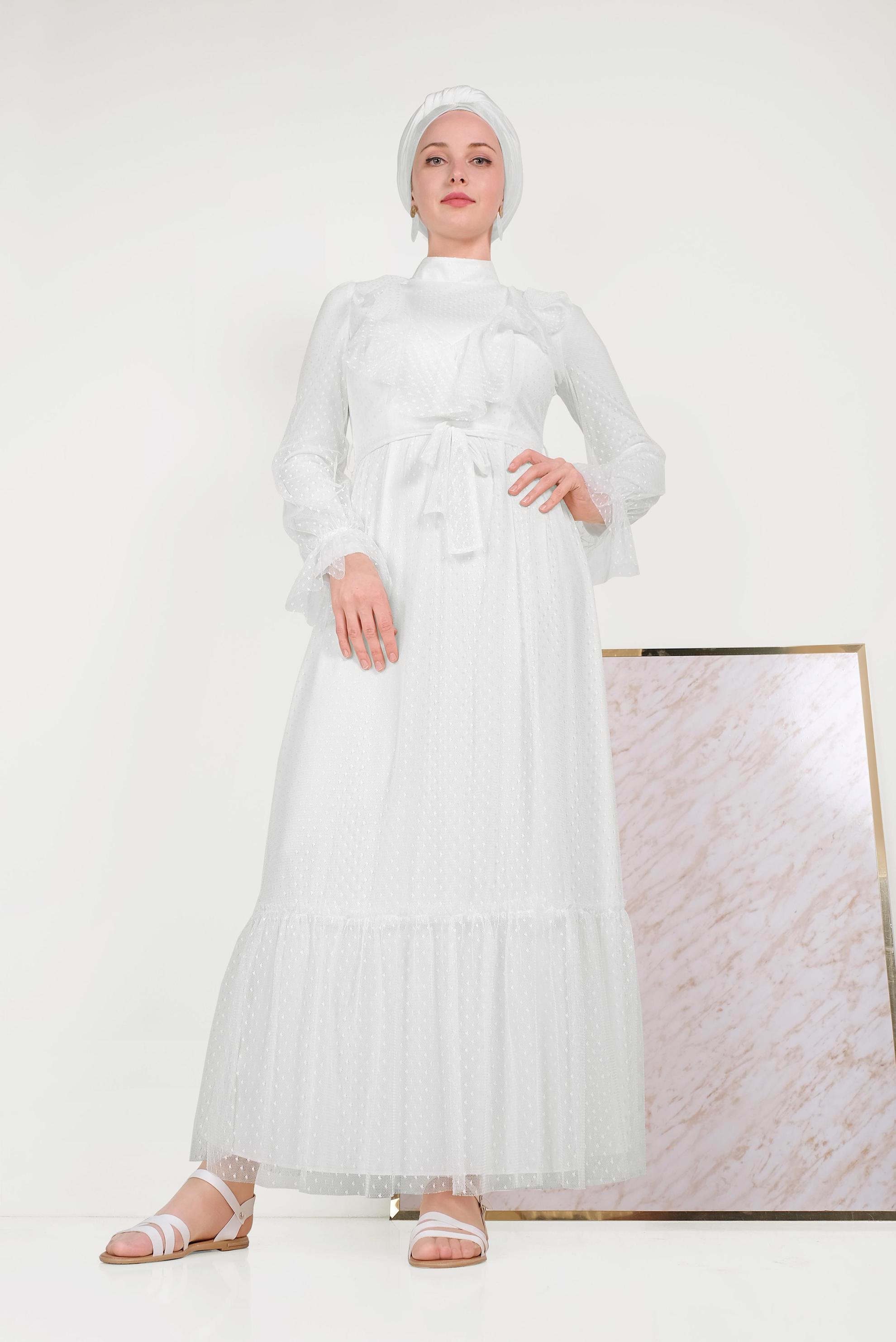 Tesettür giyim BEYAZ DANTELLİ FIRFIRLI ELBİSE 40485