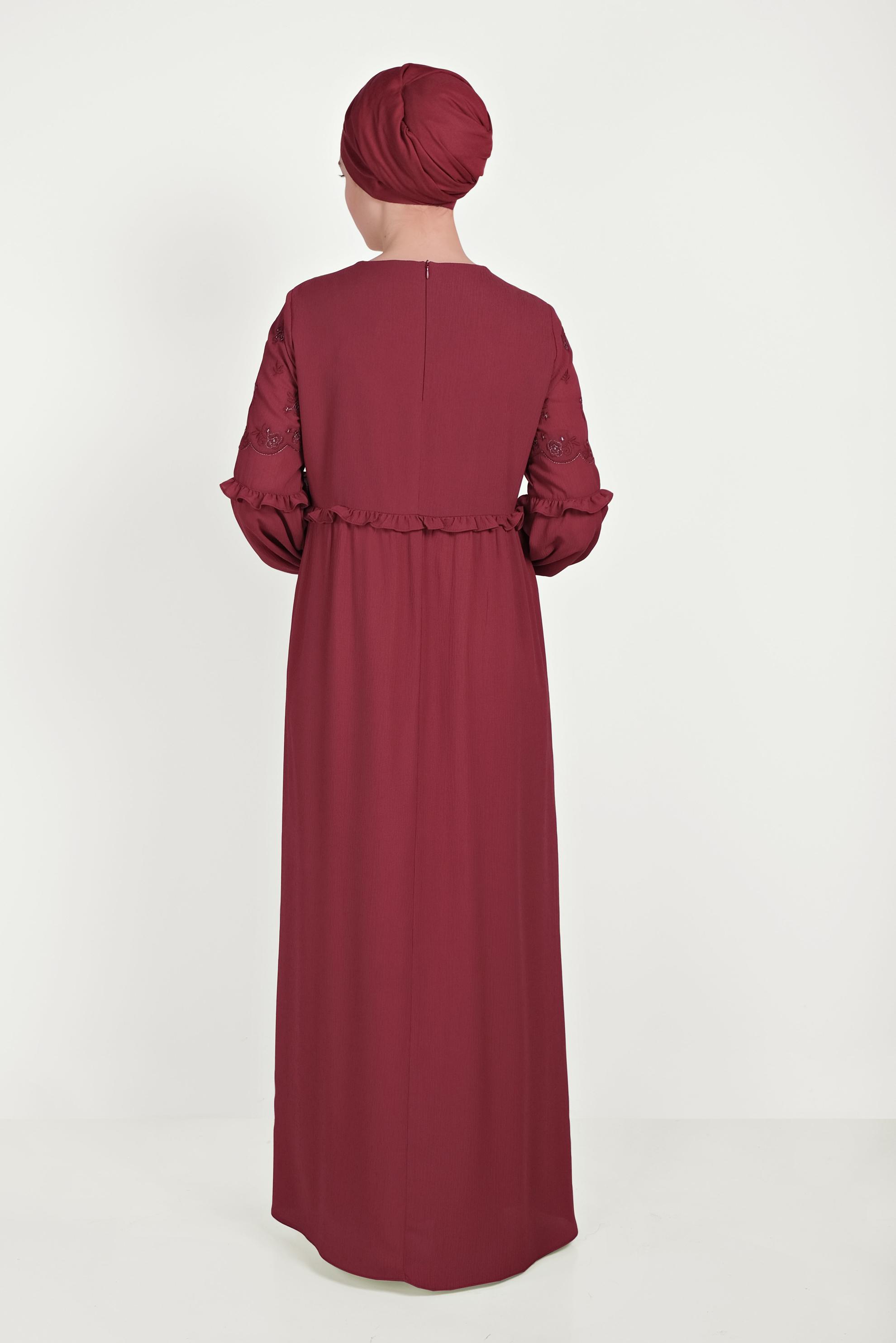 Tesettür giyim BORDO NAKIŞ DETAYLI ELBİSE 40500