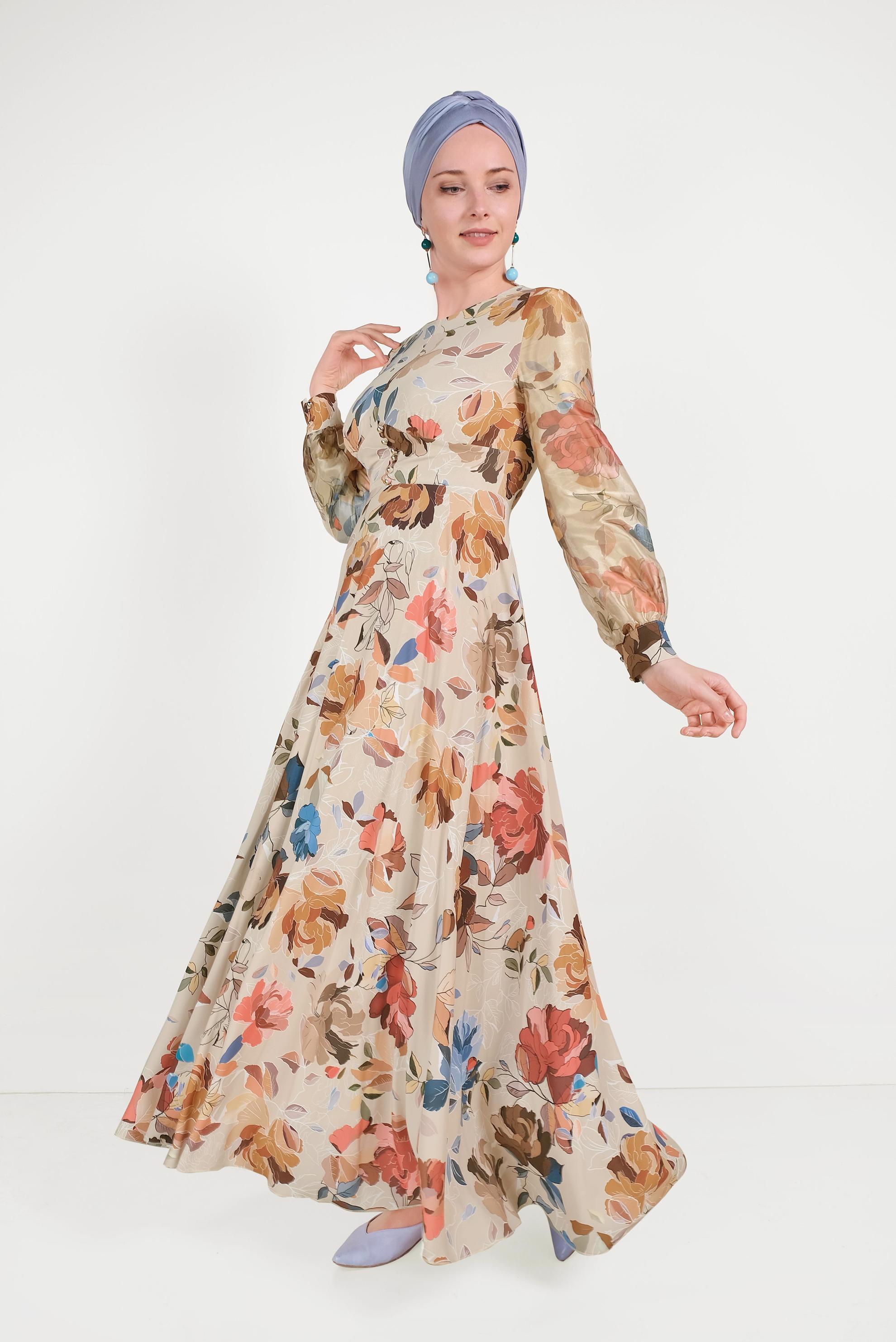 Tesettür giyim BEJ ÇİÇEK DESENLİ ELBİSE 40501