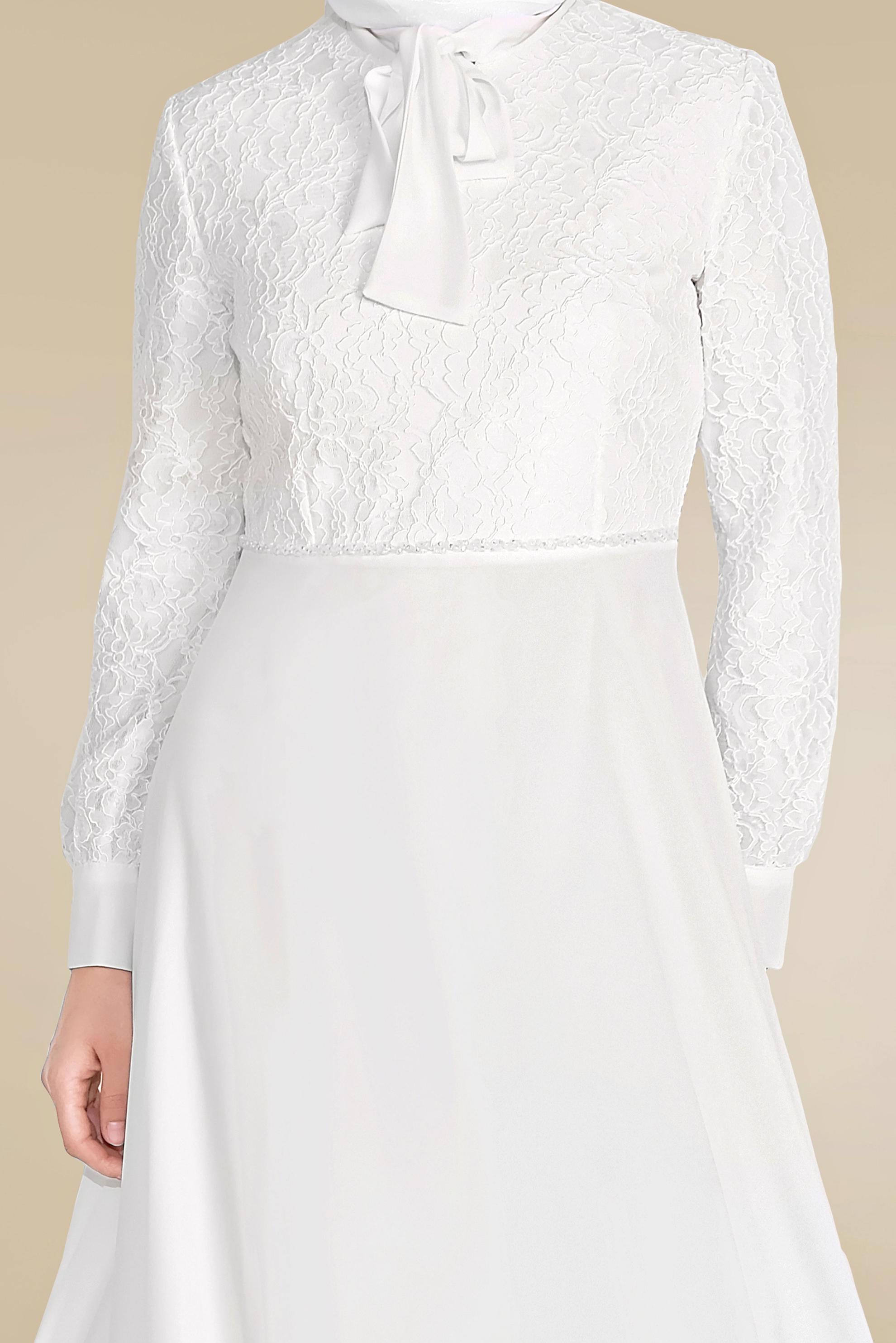 Tesettür giyim BEYAZ YAKASI BAĞLI DANTEL ELBİSE 40522