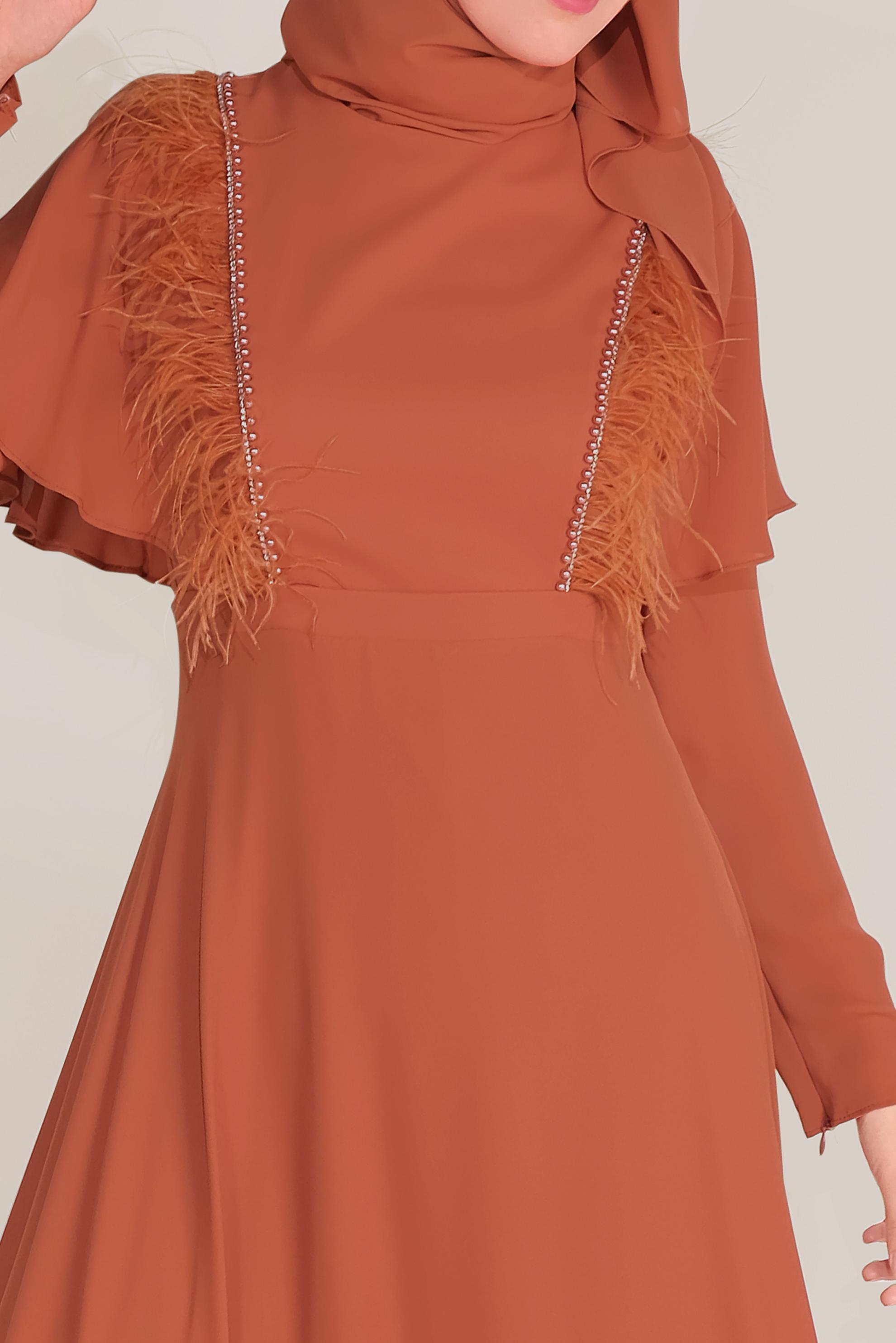 Tesettür giyim TABA VOLANLI VE TÜYLÜ ŞİFON ELBİSE 40567 