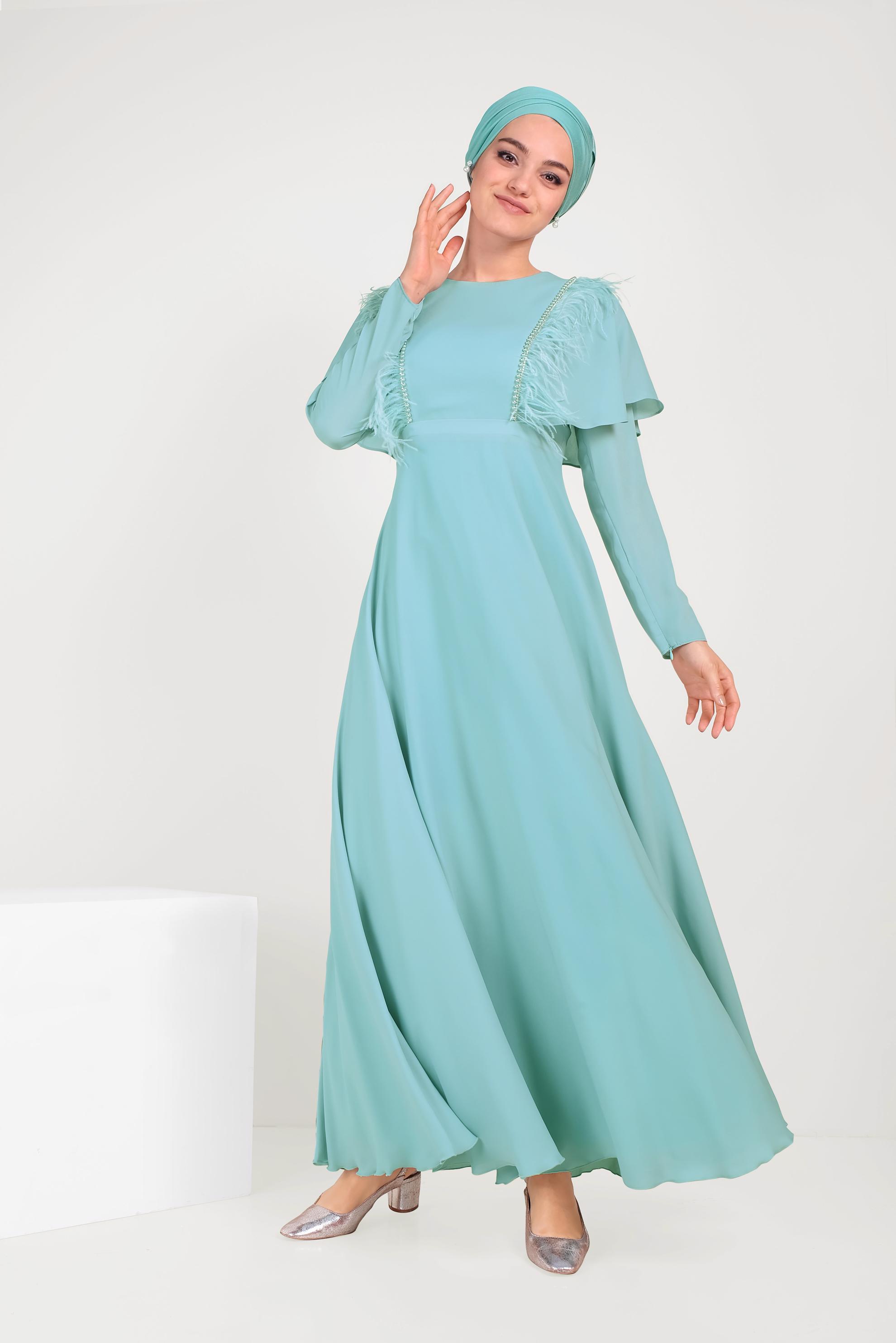 Tesettür giyim YEŞİL VOLANLI VE TÜYLÜ ŞİFON ELBİSE 40567 