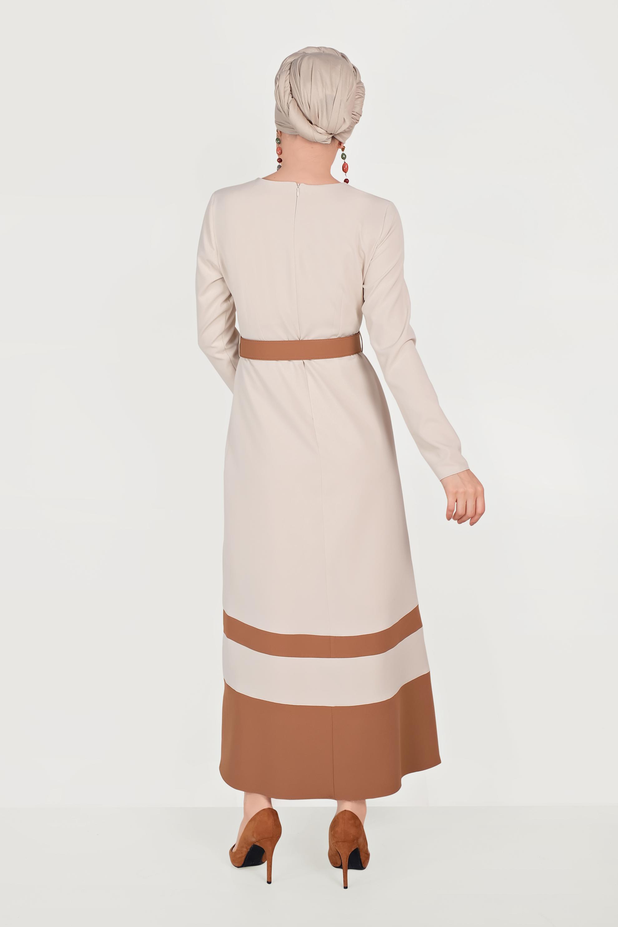 Tesettür giyim BEJ ÇİFT RENKLİ ELBİSE 40581