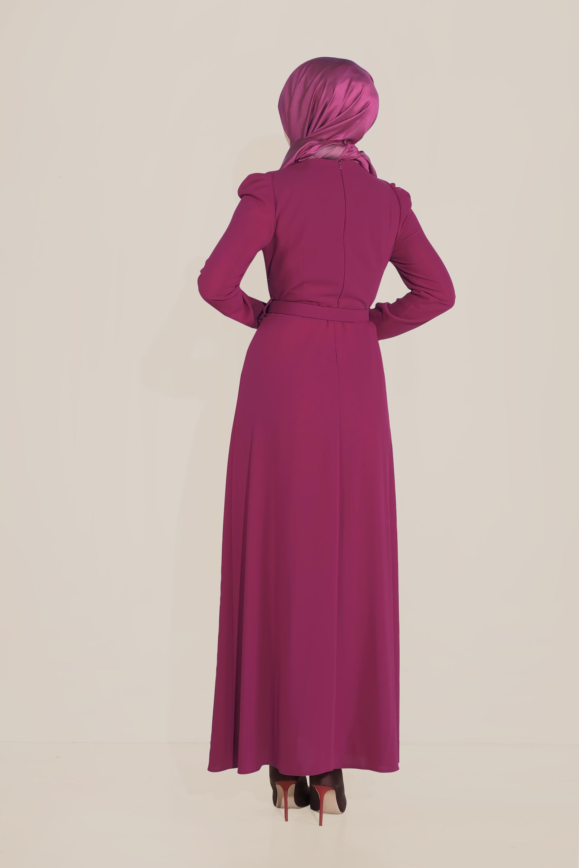 Tesettür giyim MOR İŞLEMELİ KEMERLİ KARPUZ KOL ELBİSE 40586