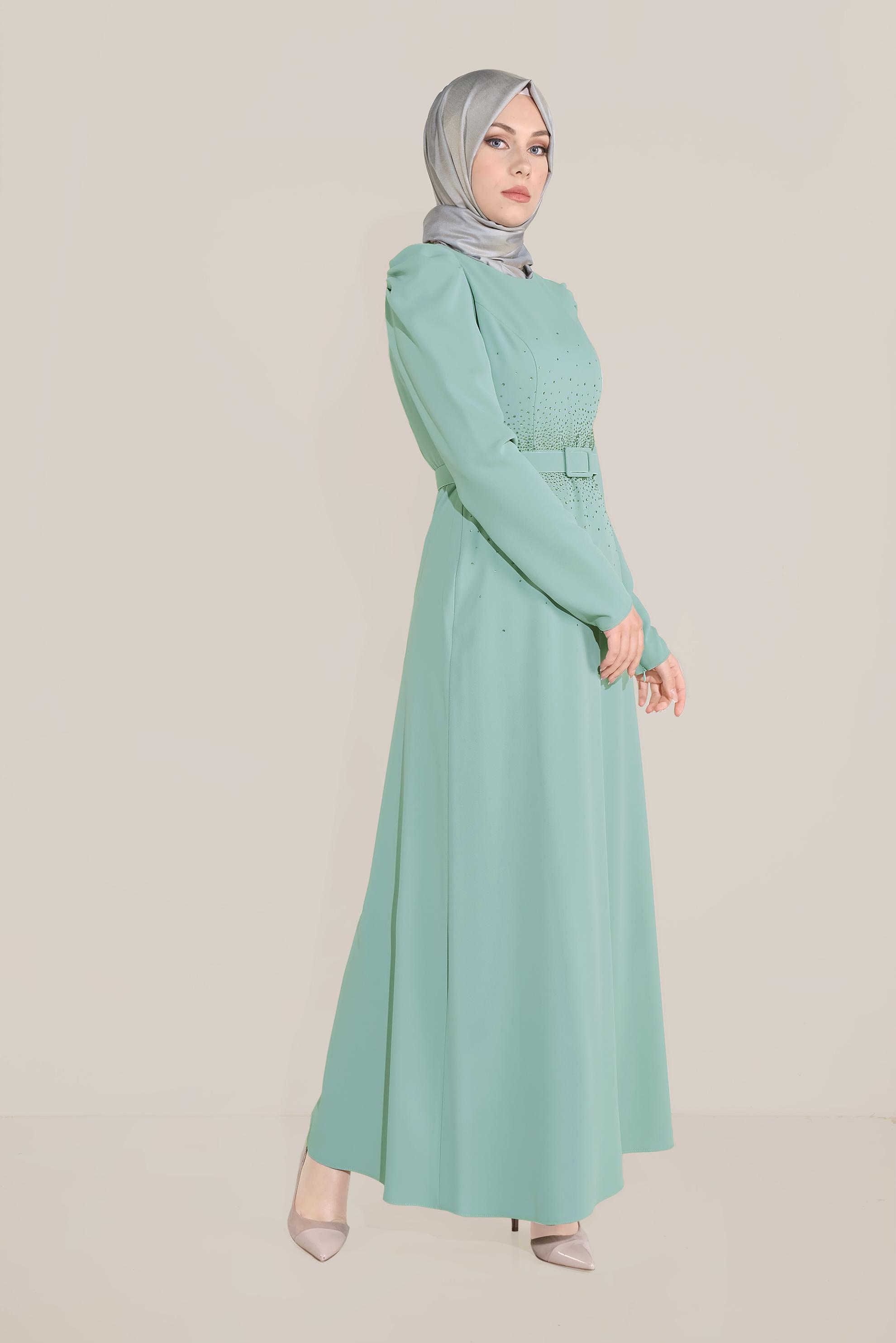 Tesettür giyim YEŞİL İŞLEMELİ KEMERLİ KARPUZ KOL ELBİSE 40586