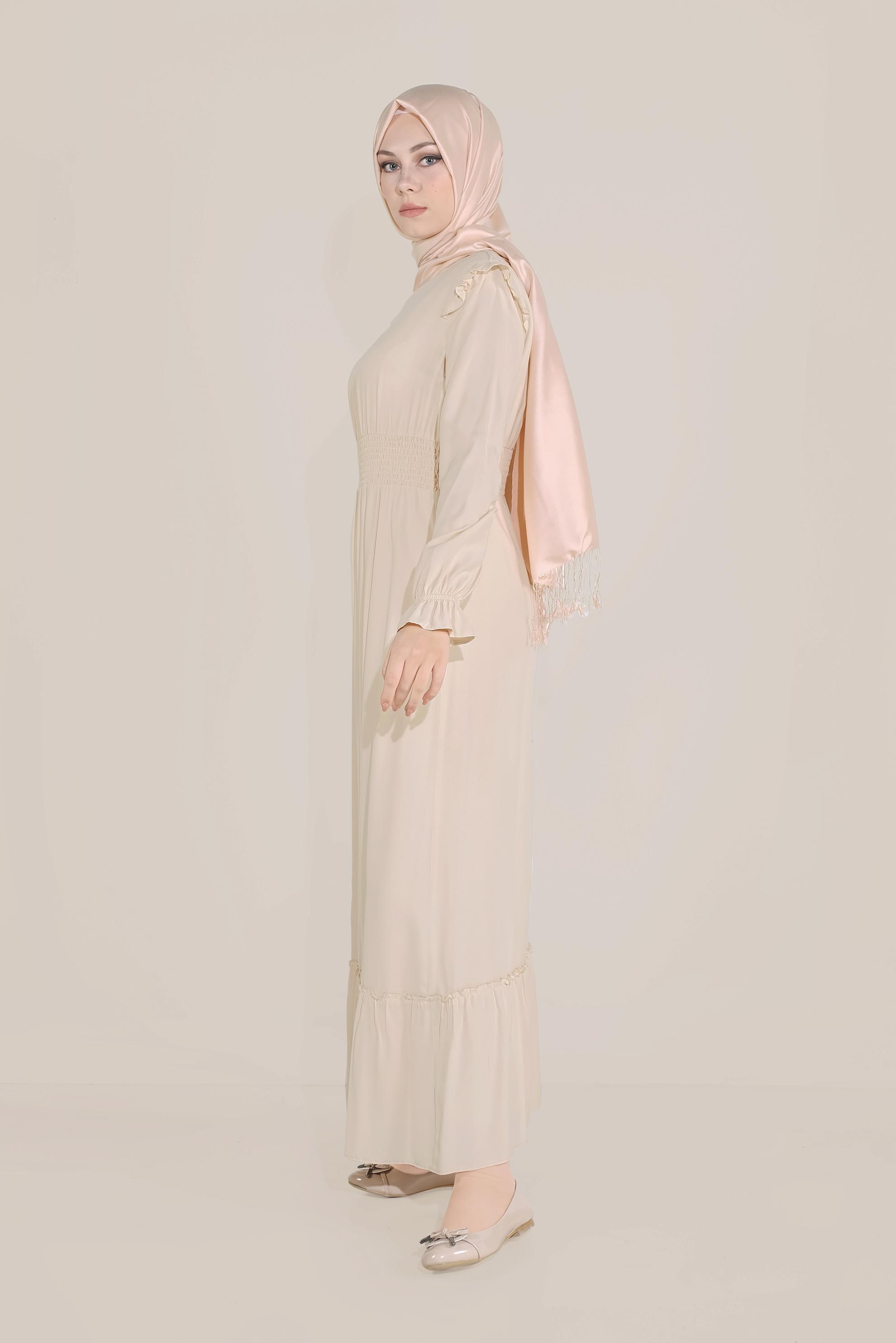 Tesettür giyim BEJ BELİ LASTİKLİ FIRFIR DETAYLI ELBİSE 40627