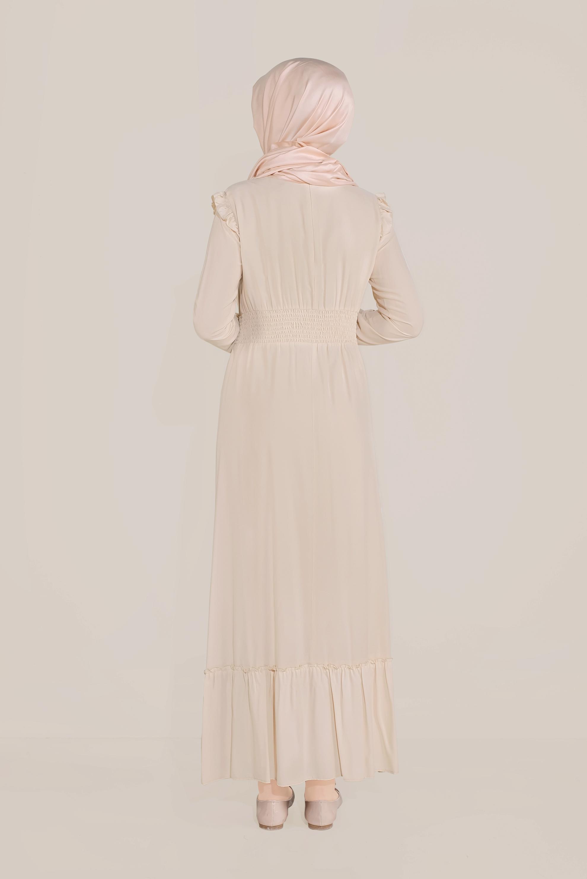 Tesettür giyim BEJ BELİ LASTİKLİ FIRFIR DETAYLI ELBİSE 40627