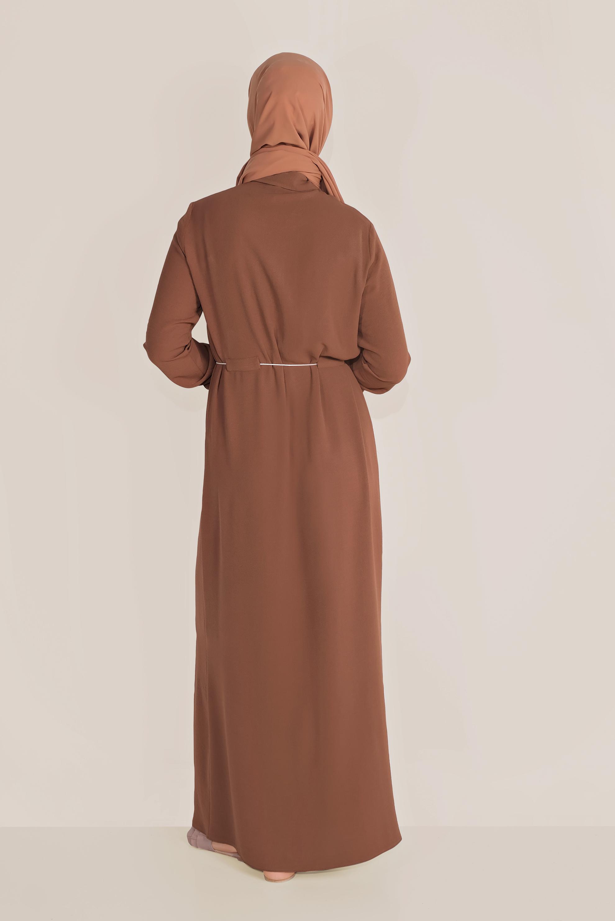 Tesettür giyim KAHVE BELDEN BAĞLAMALI ELBİSE 40675