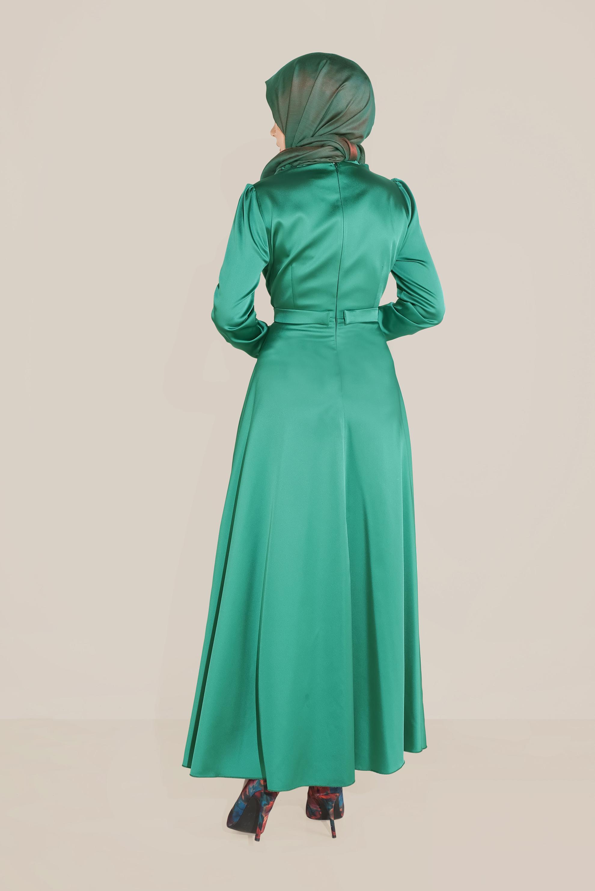 Tesettür giyim YEŞİL YAKASI ÇİÇEK İŞLEMELİ ELBİSE 40677 