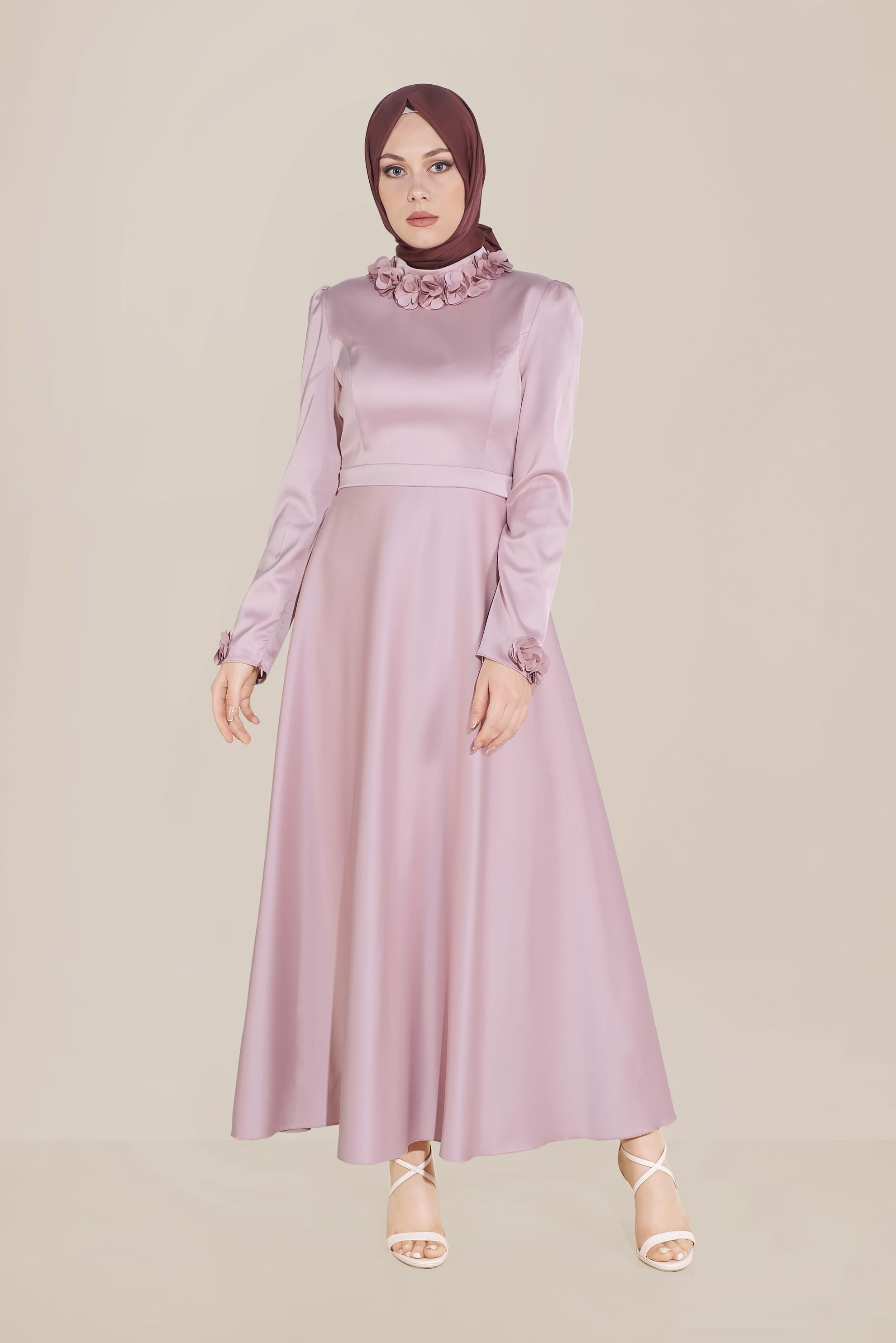 Tesettür giyim PUDRA YAKASI ÇİÇEK İŞLEMELİ ELBİSE 40677 