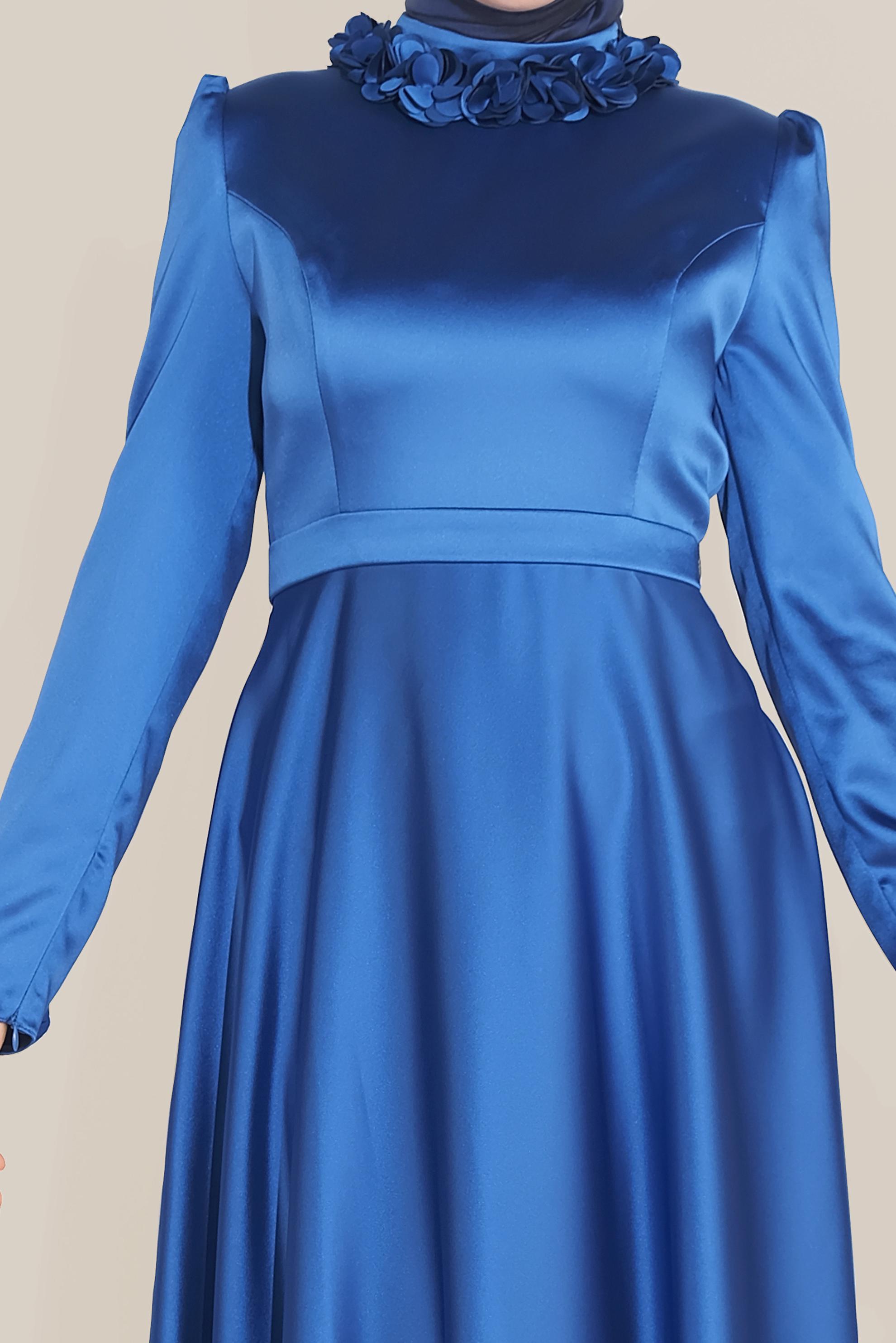 Tesettür giyim LACİVERT YAKASI ÇİÇEK İŞLEMELİ ELBİSE 40677 