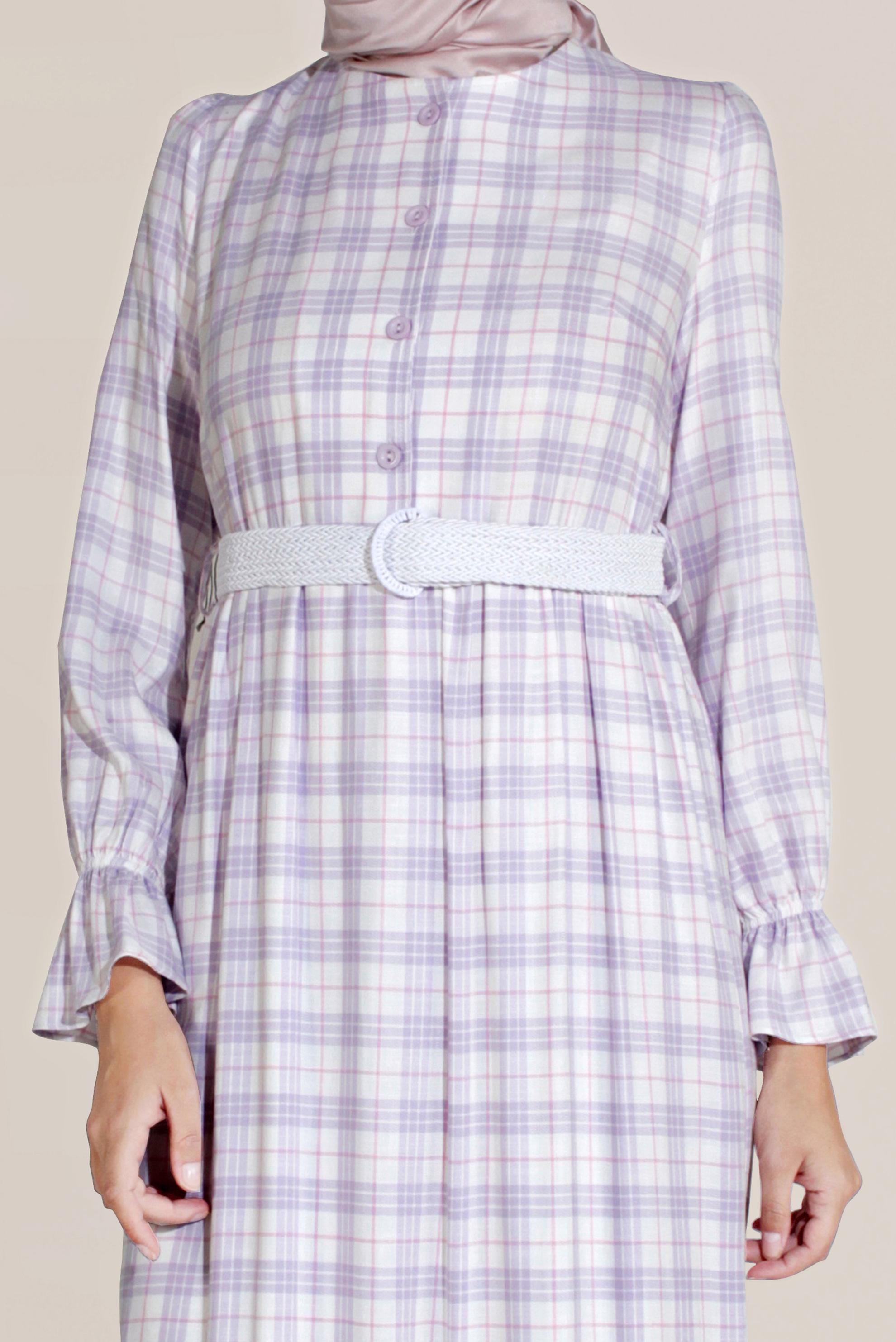 Tesettür giyim MOR KEMERLİ VOLANLI EKOSE ELBİSE 40768