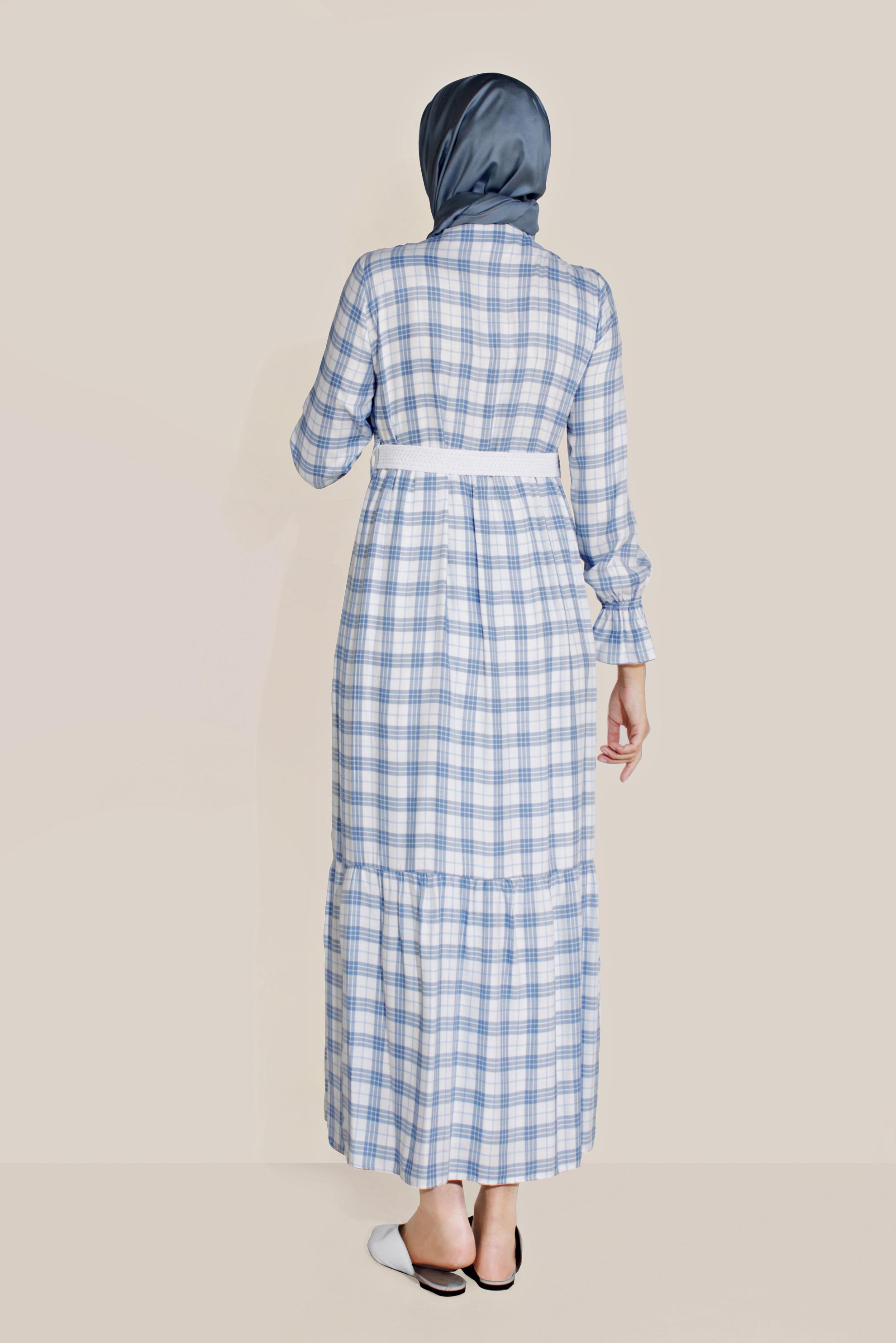 Tesettür giyim LACİVERT KEMERLİ VOLANLI EKOSE ELBİSE 40768