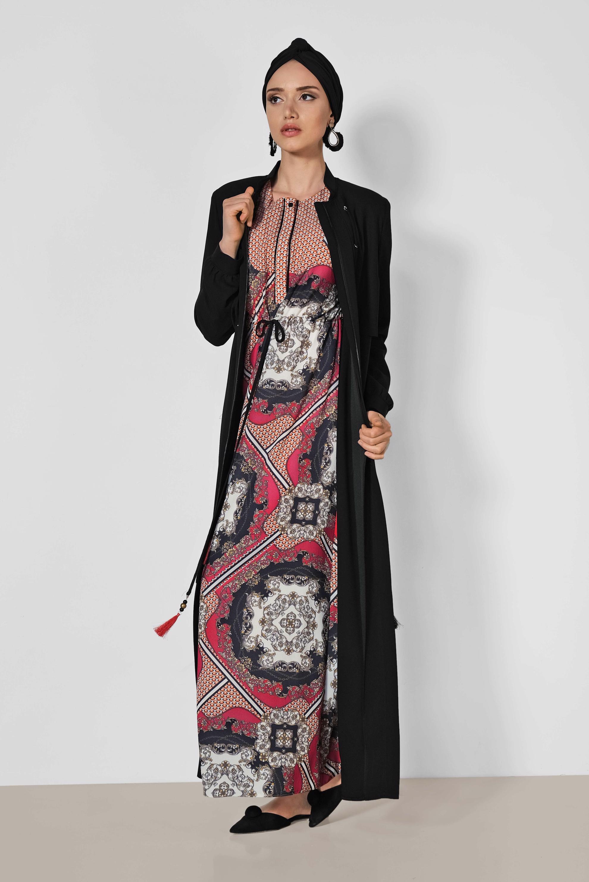 Tesettür giyim BORDO BELİ BÜZGÜLÜ DESENLİ ELBİSE 4107