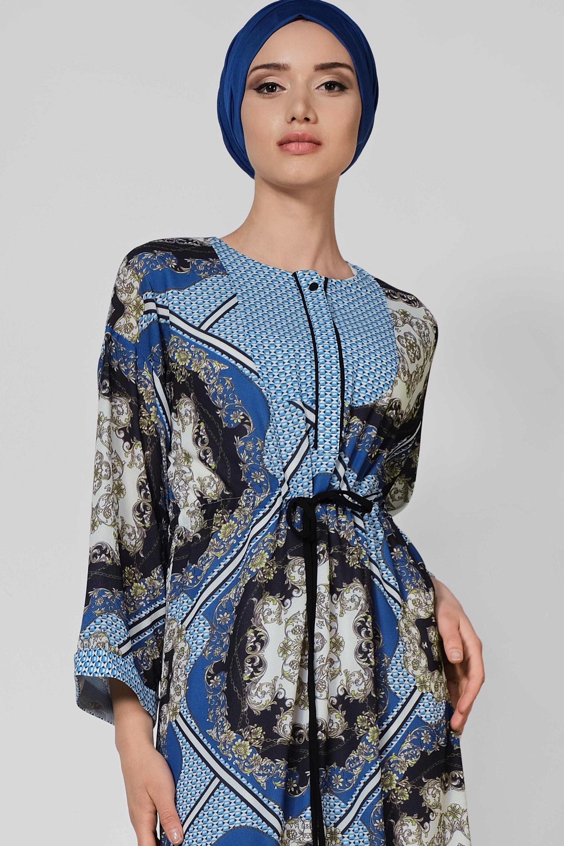 Tesettür giyim LACİVERT BELİ BÜZGÜLÜ DESENLİ ELBİSE 4107