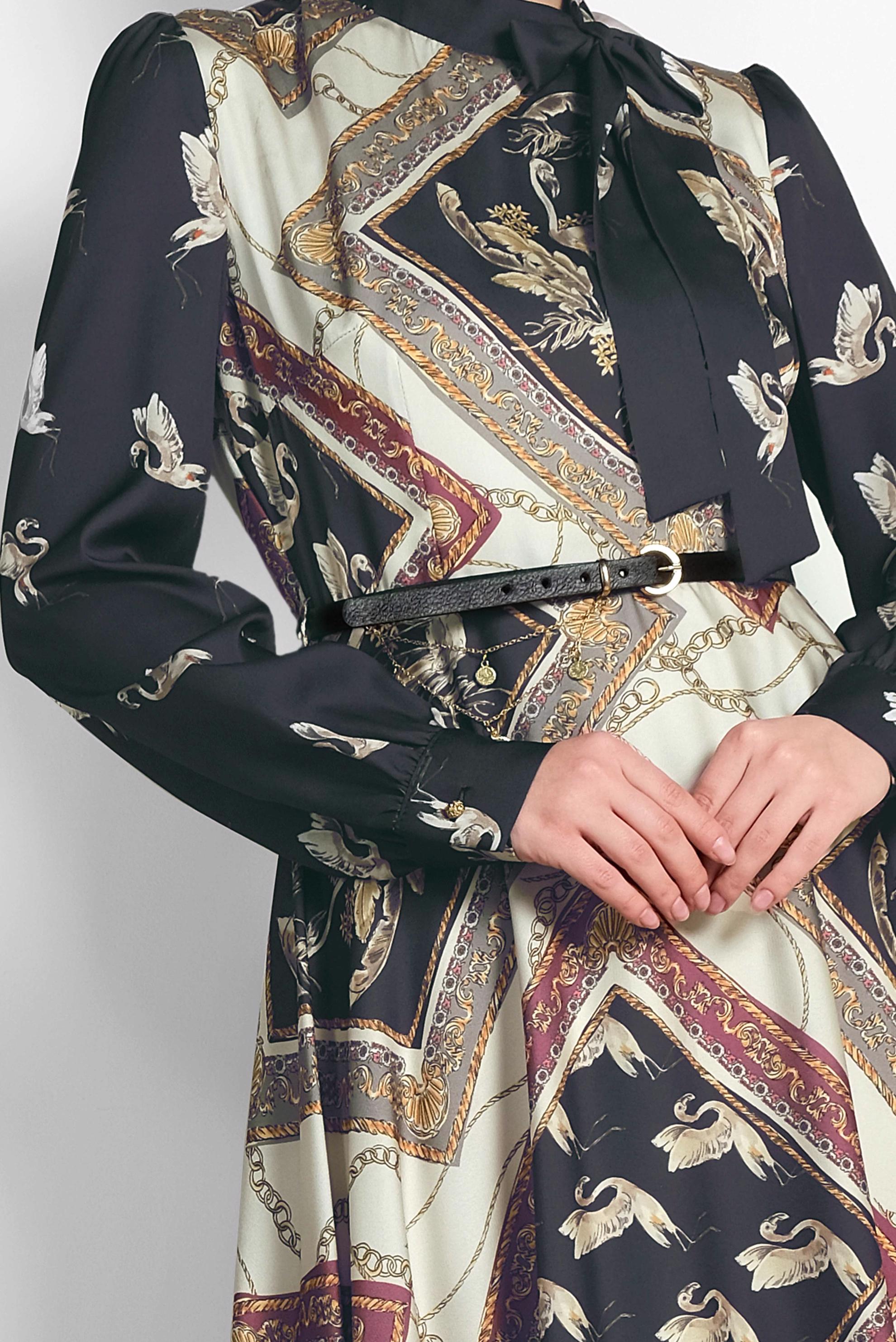 Tesettür giyim GRİ DESENLİ SATEN ELBİSE 4125