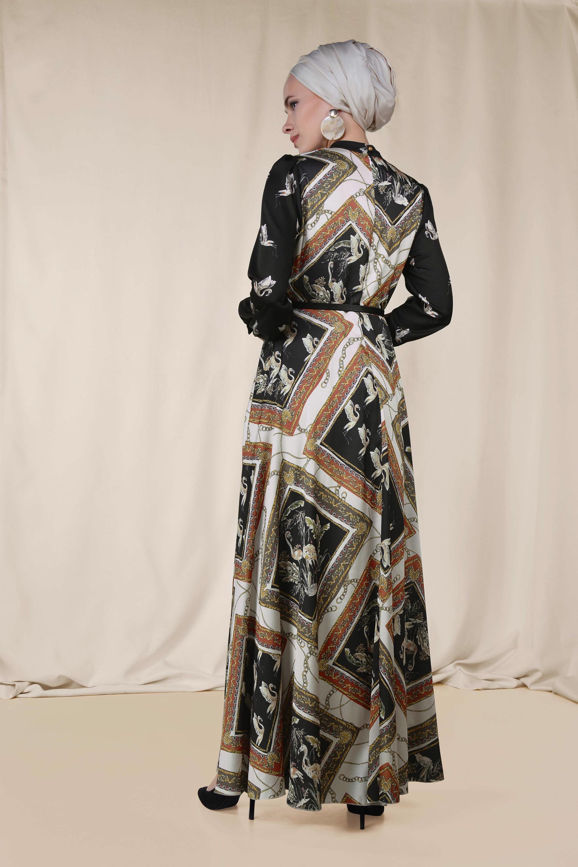 Tesettür giyim EKRU DESENLİ SATEN ELBİSE 4125