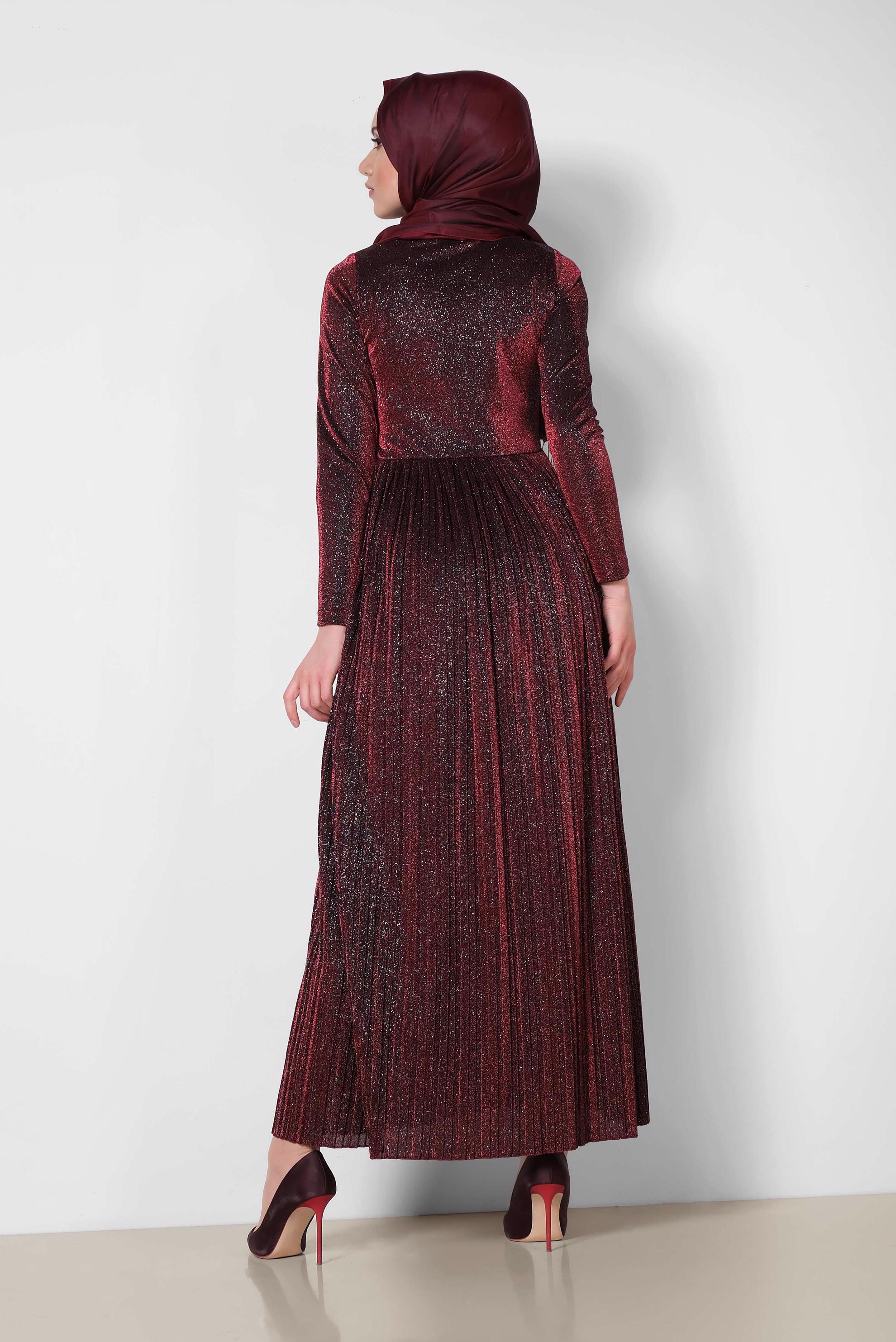 Tesettür giyim BORDO PİLİSELİ SİMLİ ELBİSE 4126