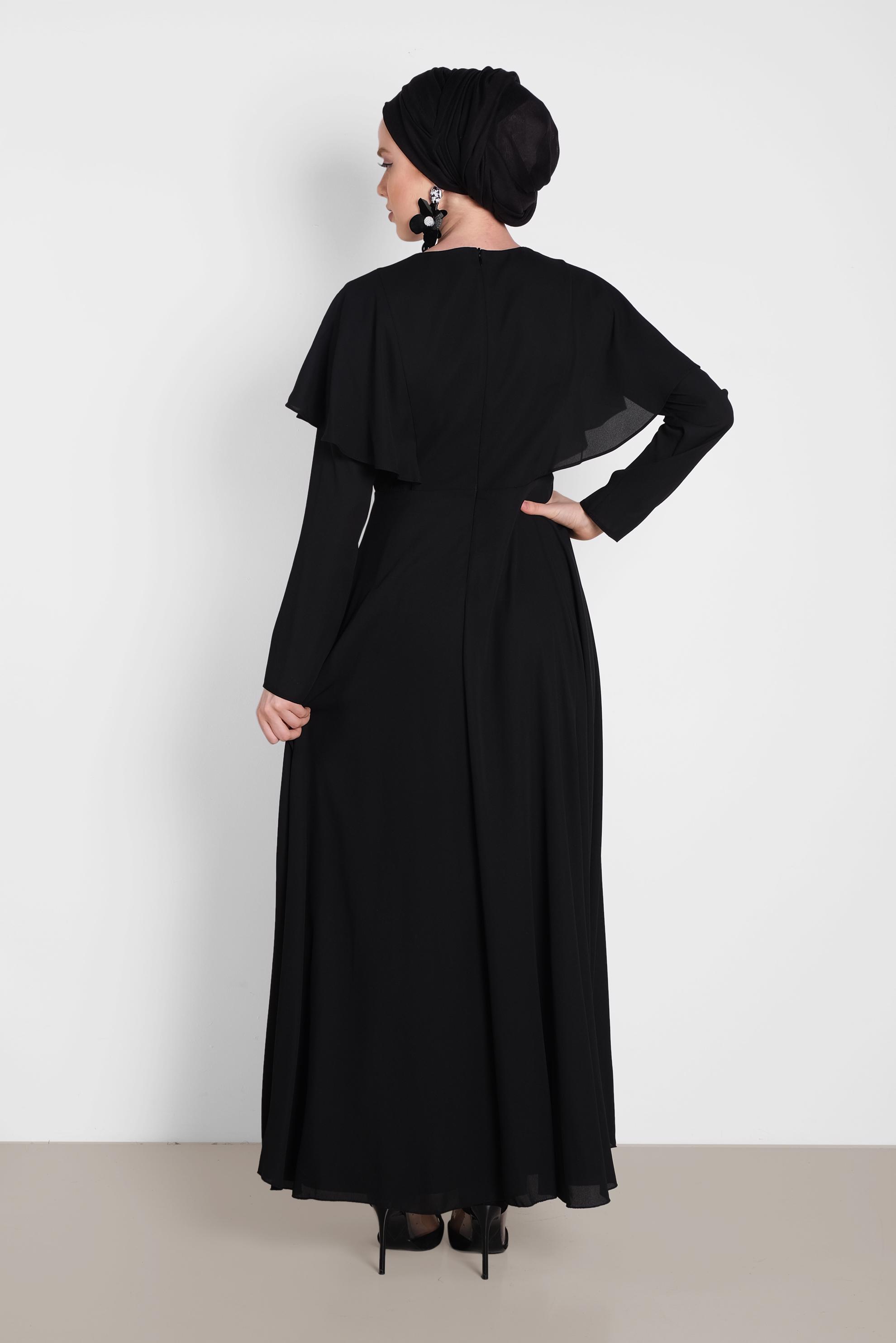 Tesettür giyim SİYAH NAKIŞ İŞLEMELİ VOLANLI ELBİSE 4268