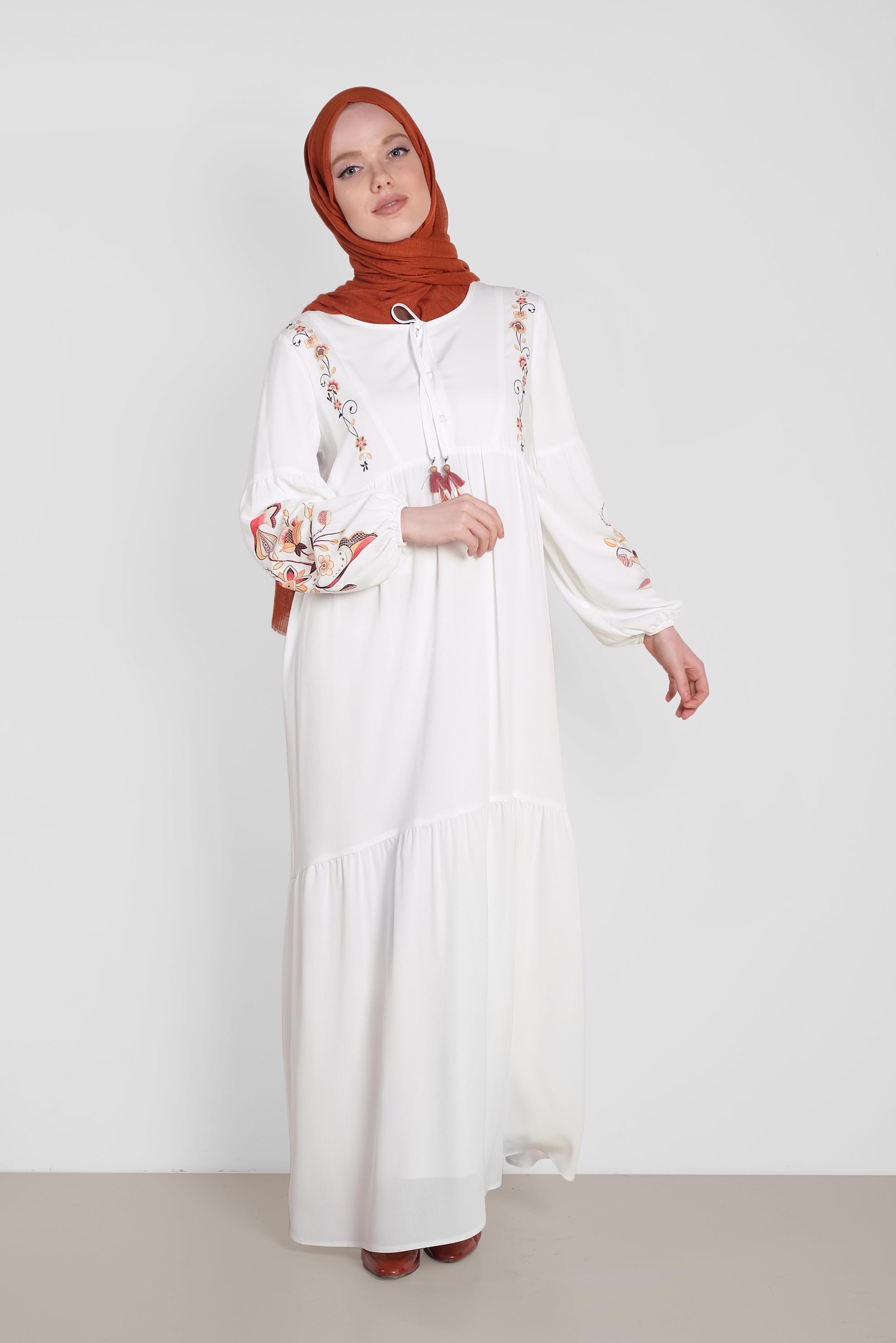 Tesettür giyim BEYAZ ÇİÇEK İŞLEMELİ ELBİSE 4292