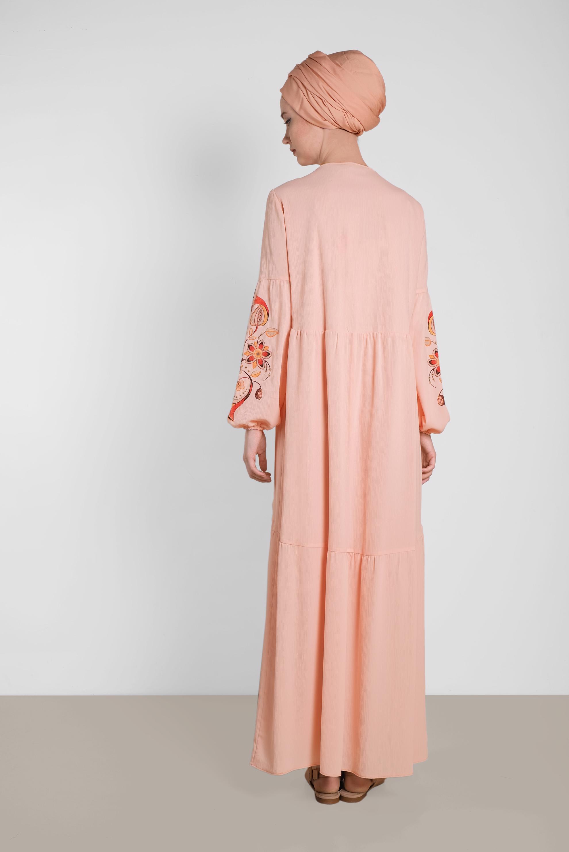 Tesettür giyim PUDRA ÇİÇEK İŞLEMELİ ELBİSE 4292