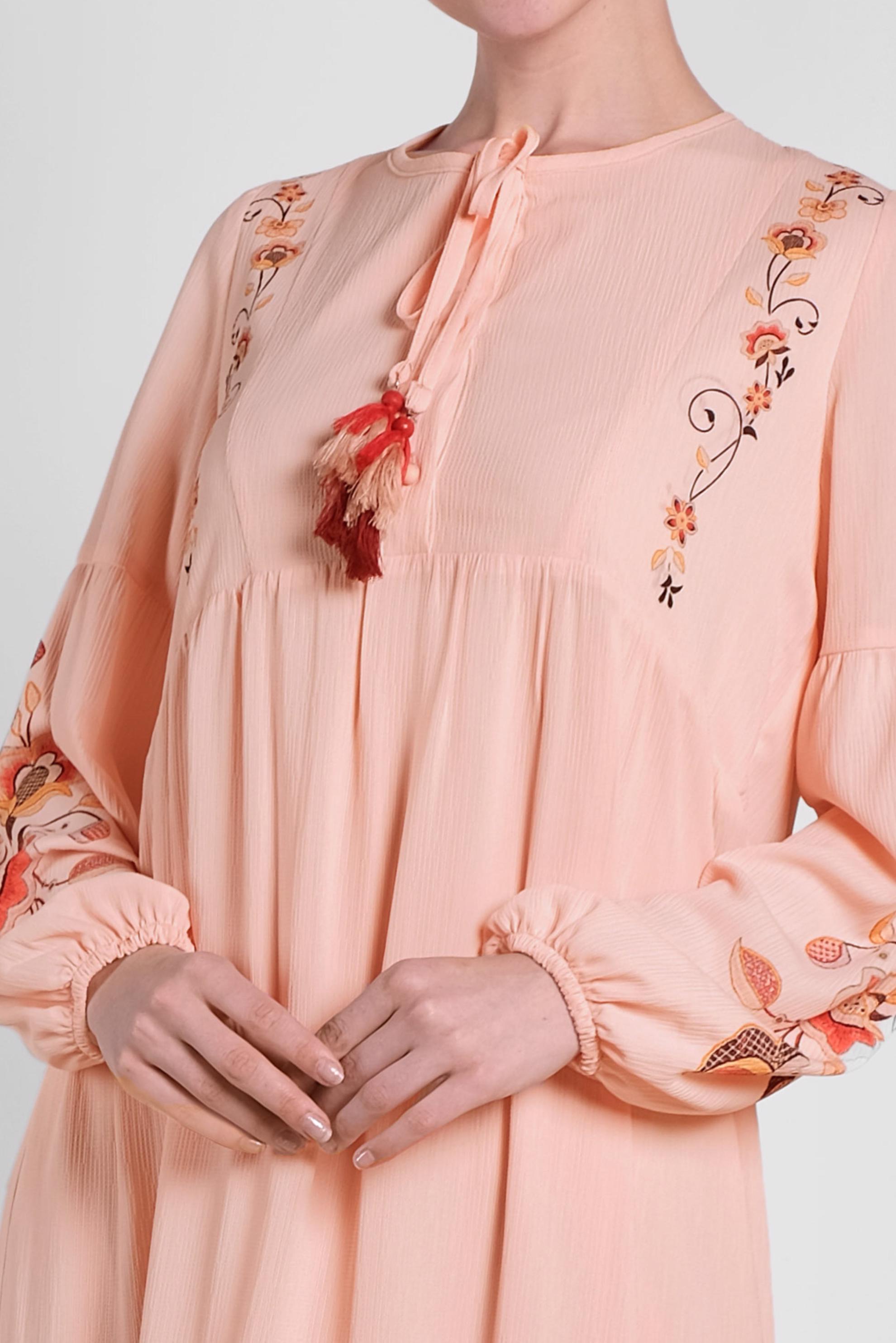 Tesettür giyim PUDRA ÇİÇEK İŞLEMELİ ELBİSE 4292