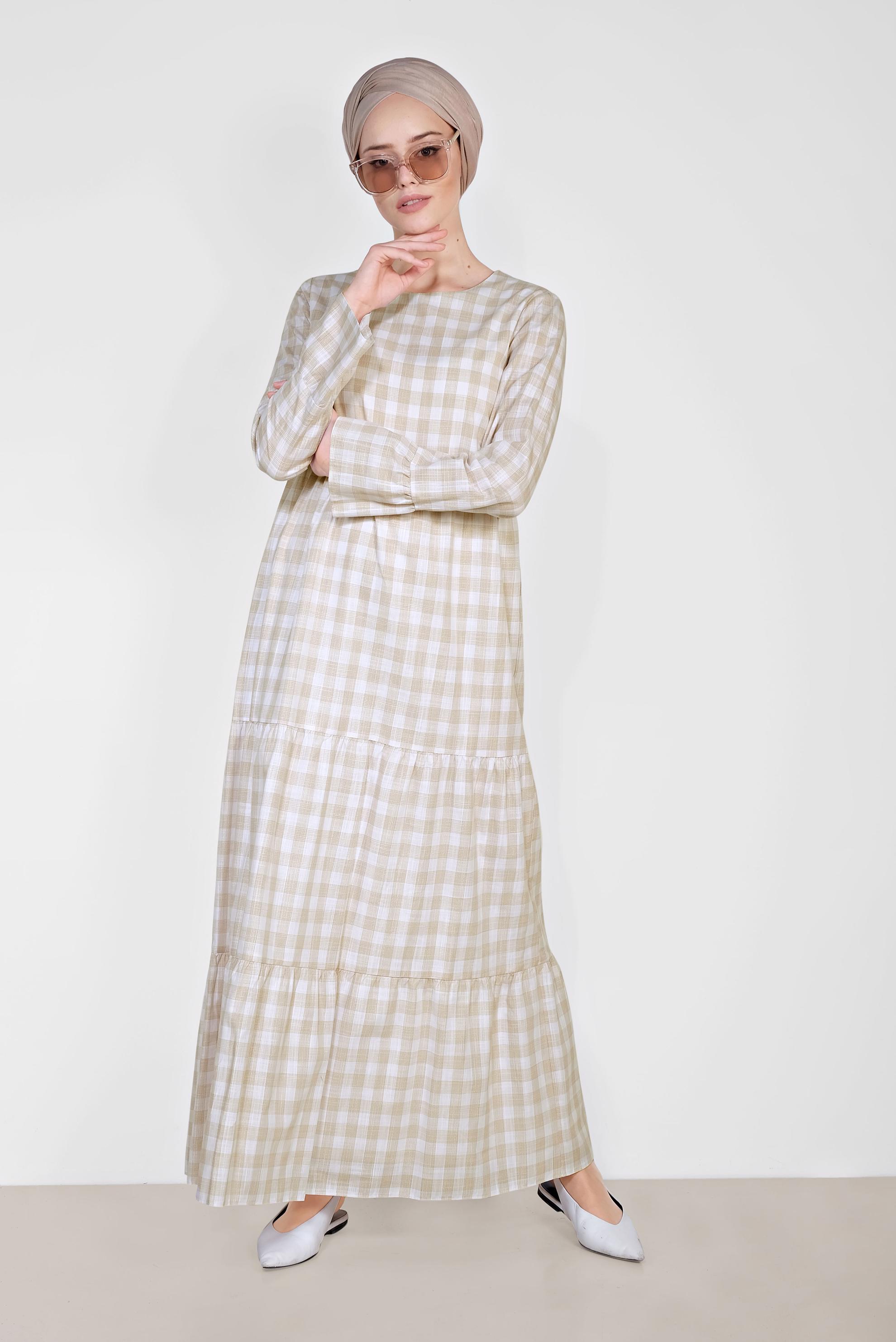 Tesettür giyim BEJ PAMUKLU EKOSE DESENLİ ELBİSE 4333