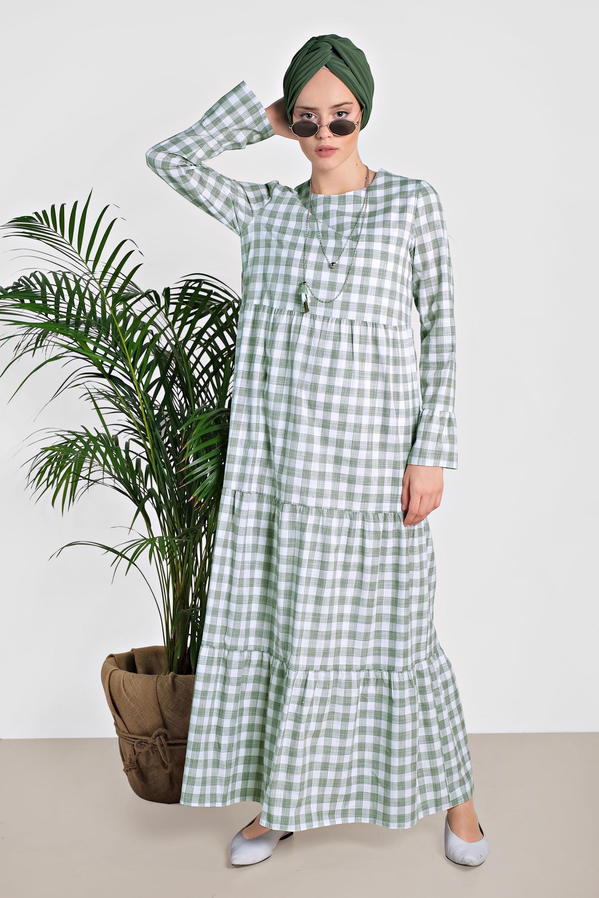 Tesettür giyim HAKİ PAMUKLU EKOSE DESENLİ ELBİSE 4333