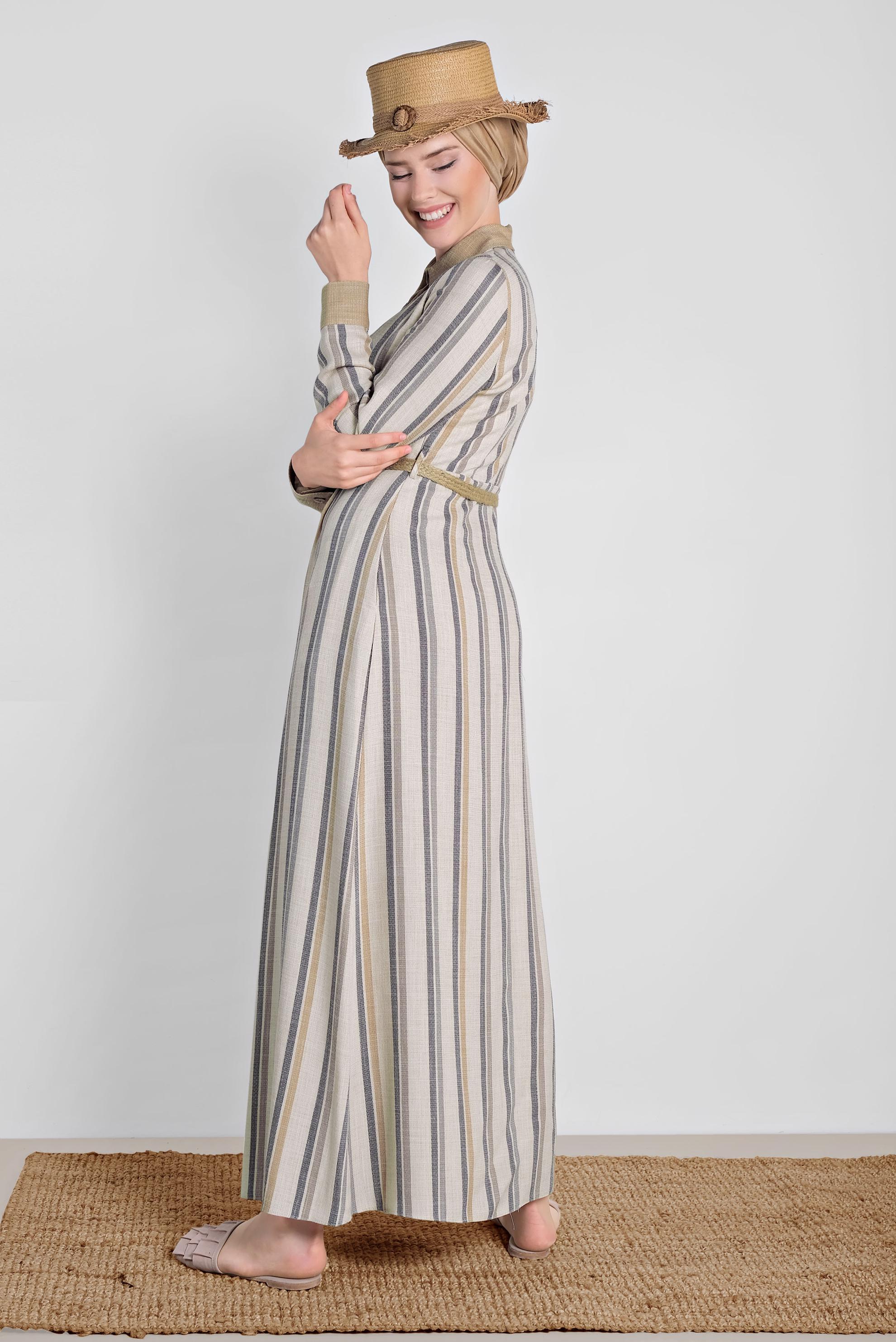 Tesettür giyim GRİ ÇİZGİ DESENLİ DÜĞMELİ ELBİSE 4353