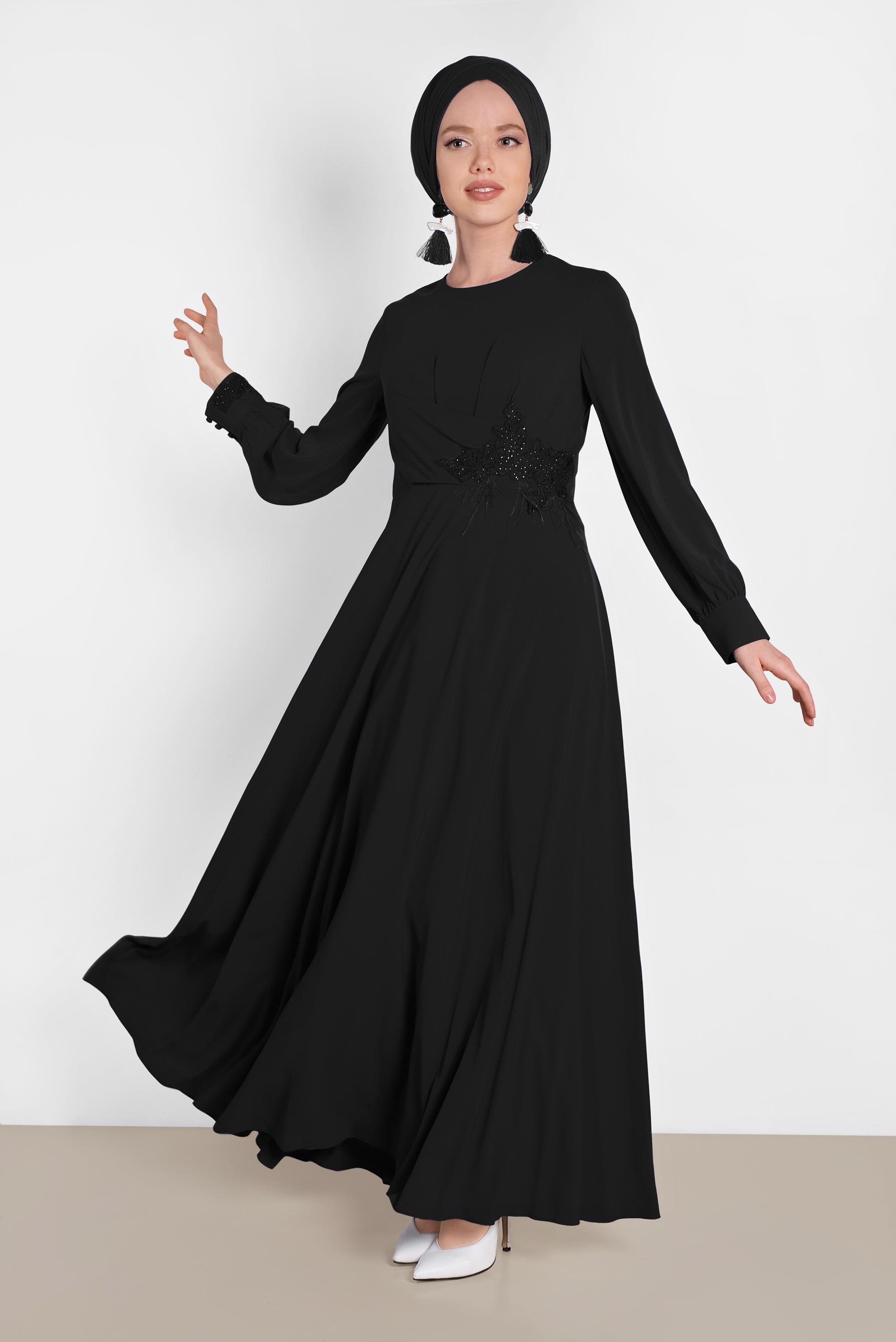 Tesettür giyim SİYAH GÜPÜR DETAYLI ELBİSE 4433