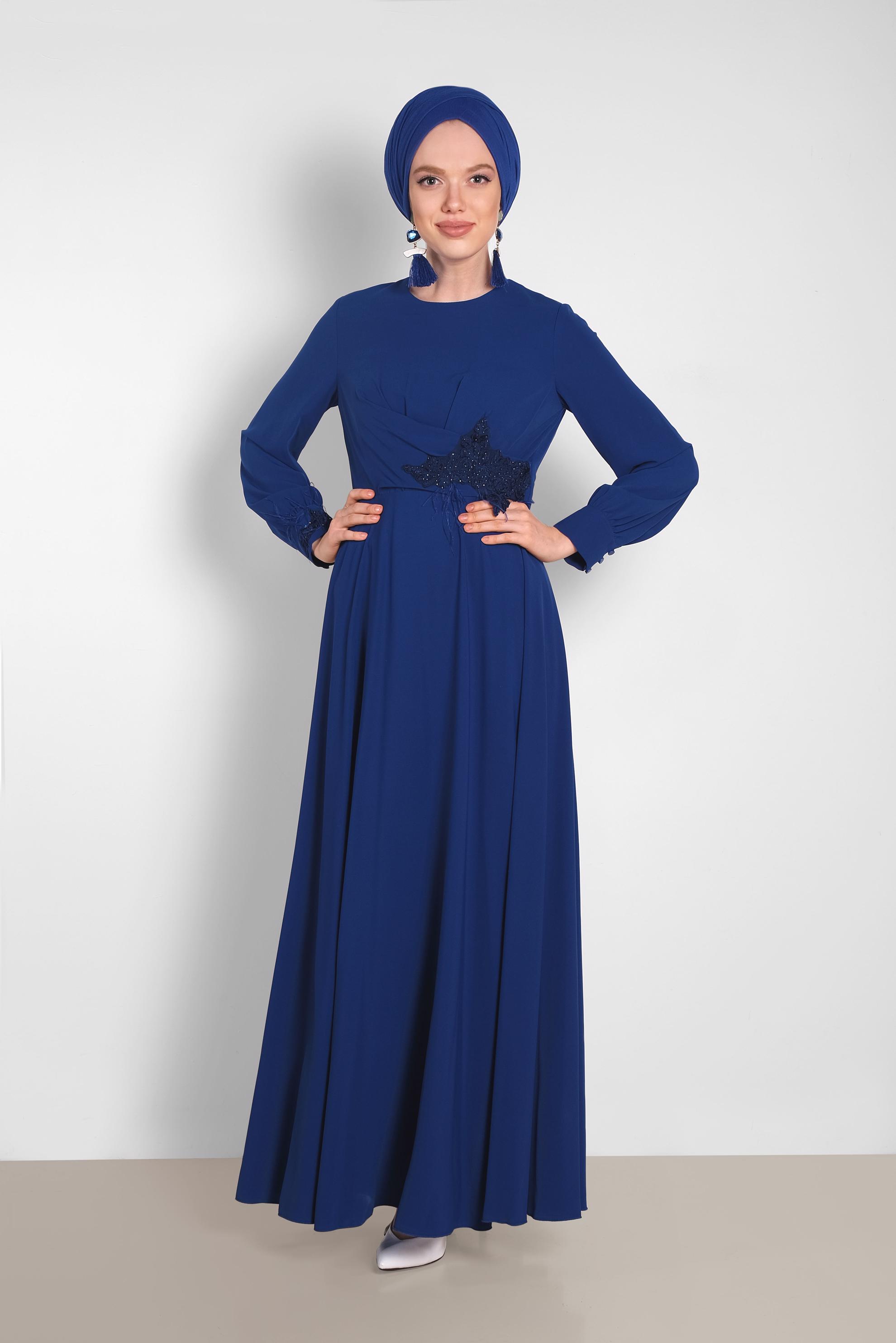 Tesettür giyim MAVİ GÜPÜR DETAYLI ELBİSE 4433