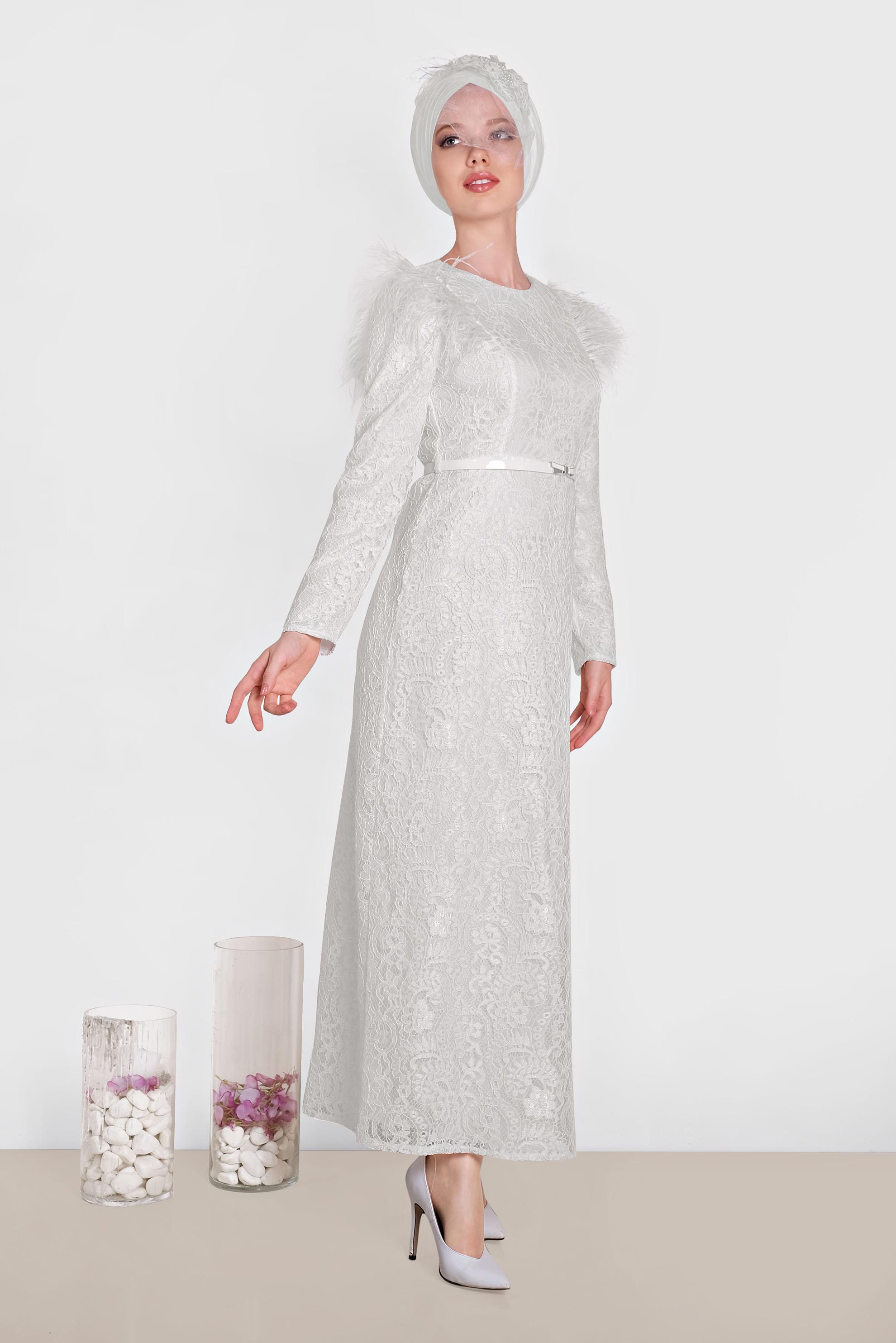 Tesettür giyim BEYAZ OMUZLARI TÜYLÜ DANTELLİ ELBİSE 4464