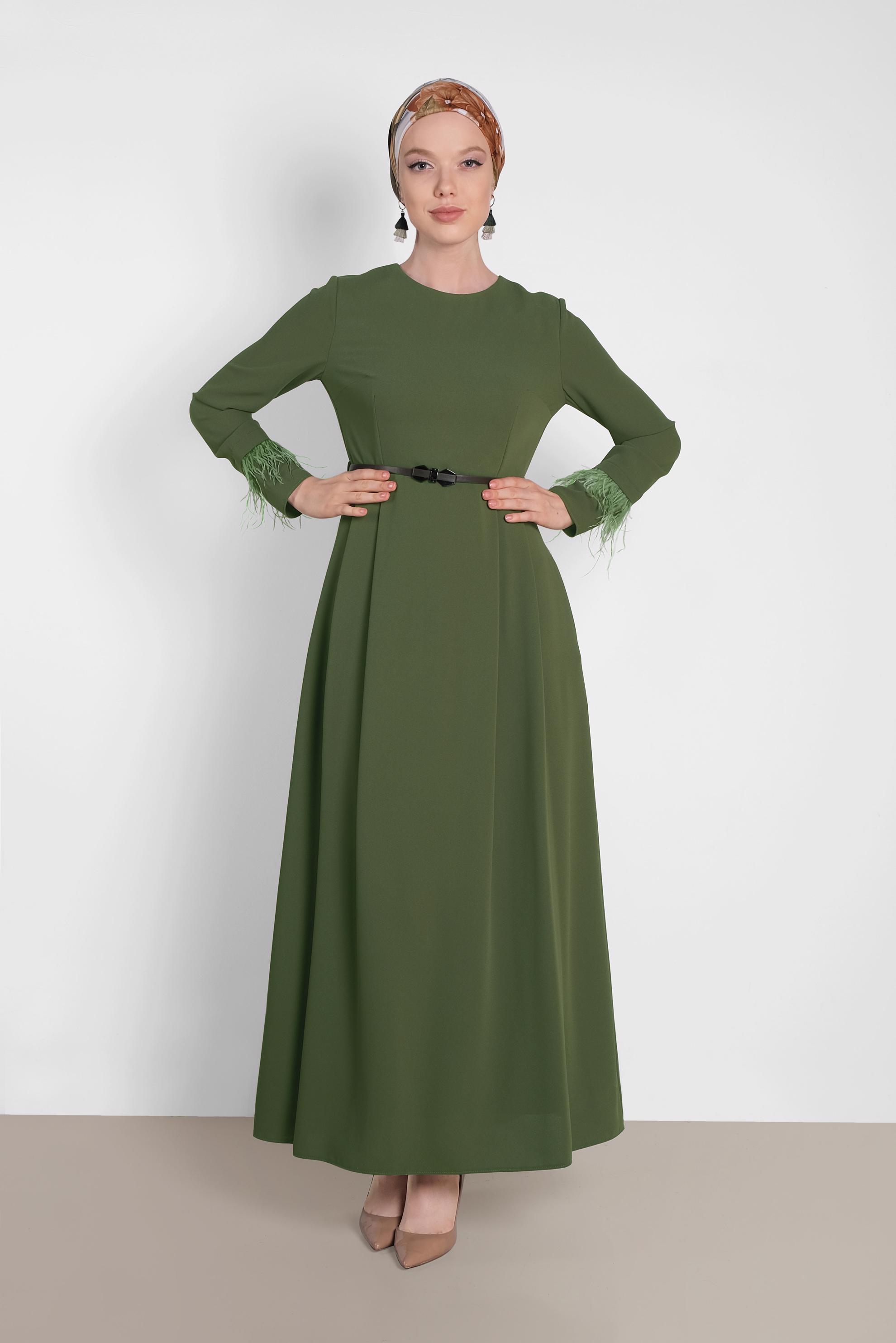 Tesettür giyim HAKİ TÜY DETAYLI ELBİSE 4465