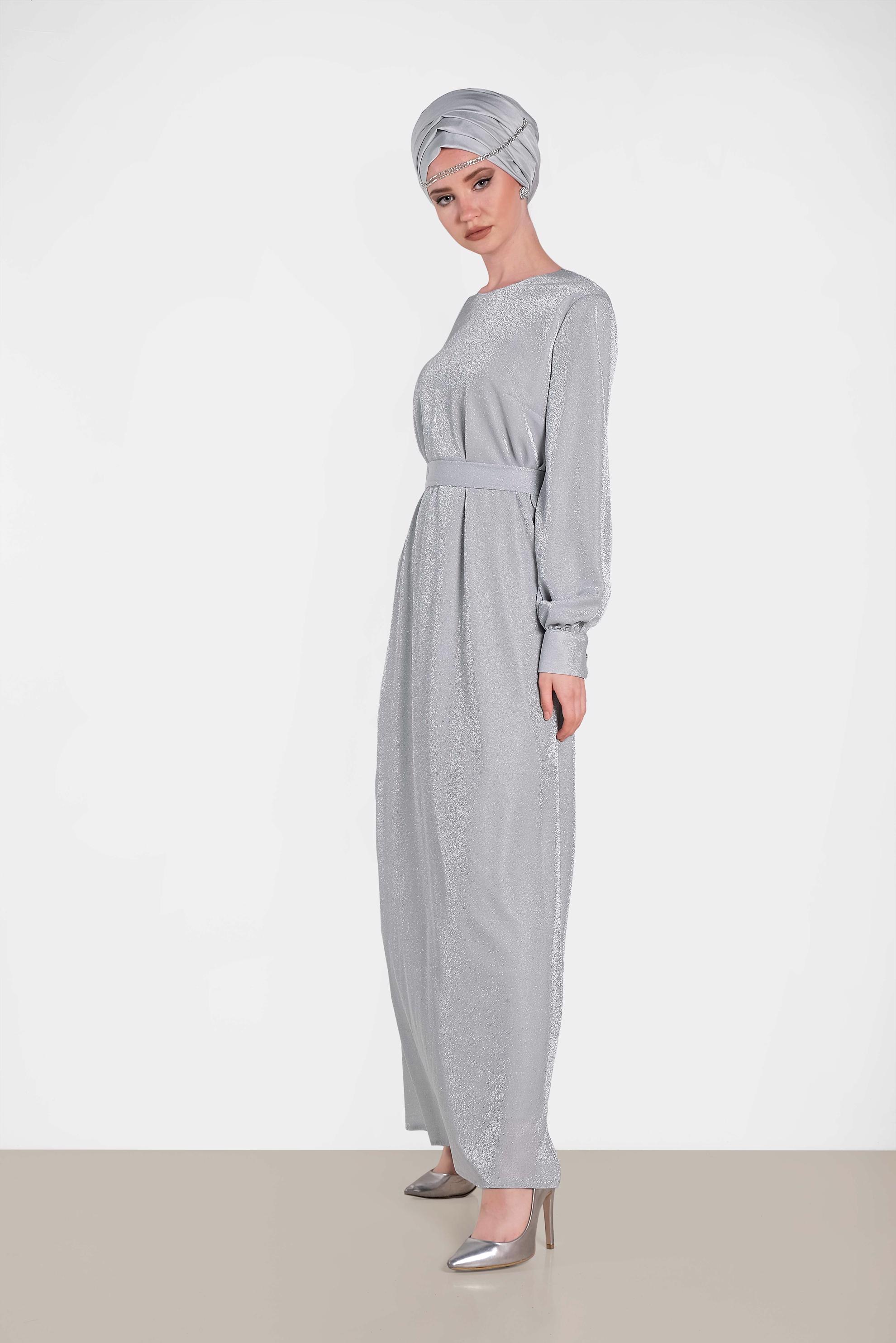 Tesettür giyim GRİ KUŞAKLI SİMLİ ELBİSE 4466
