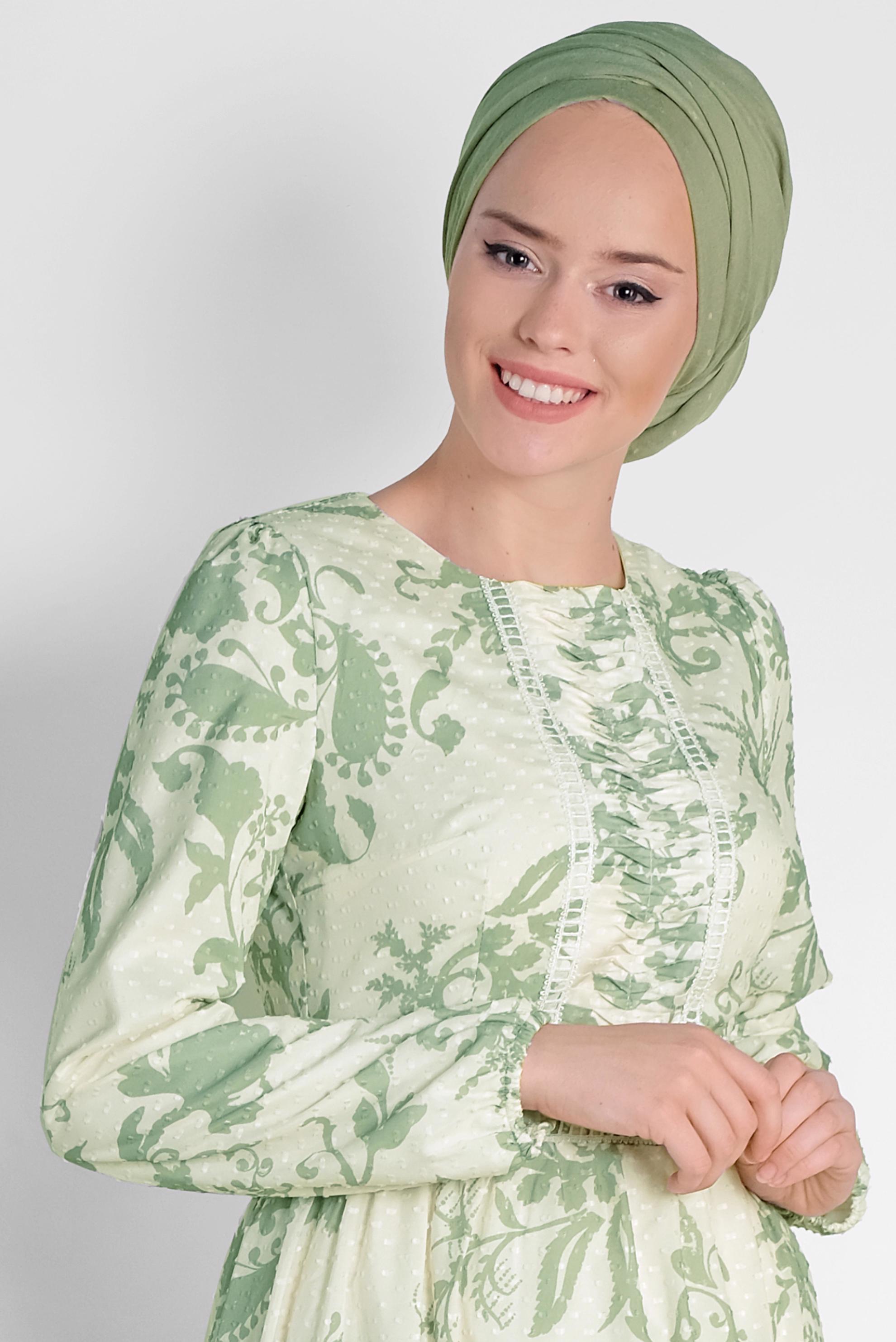 Tesettür giyim YEŞİL YUVARLAK YAKA DESENLİ ELBİSE 4931
