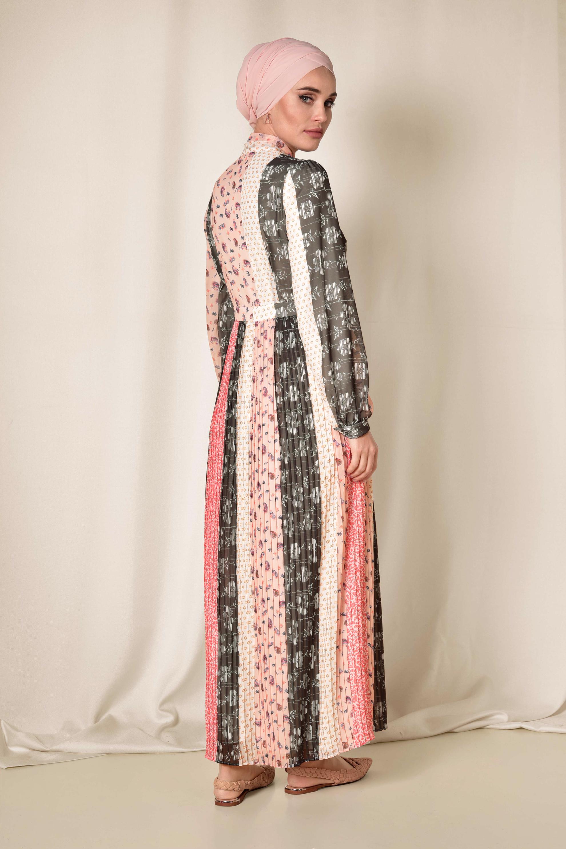 Tesettür giyim PUDRA ETEĞİ PİLİSELİ DESENLİ ELBİSE 4969