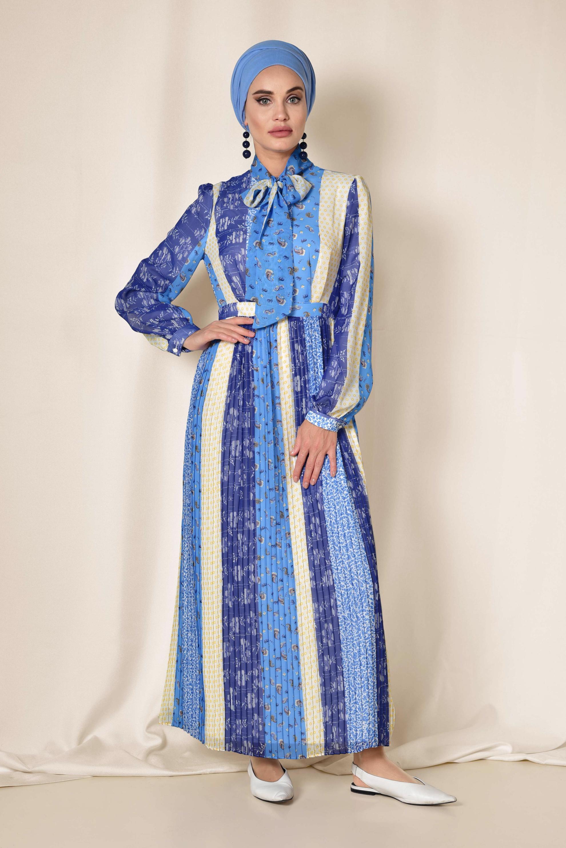 Tesettür giyim LACİVERT ETEĞİ PİLİSELİ DESENLİ ELBİSE 4969