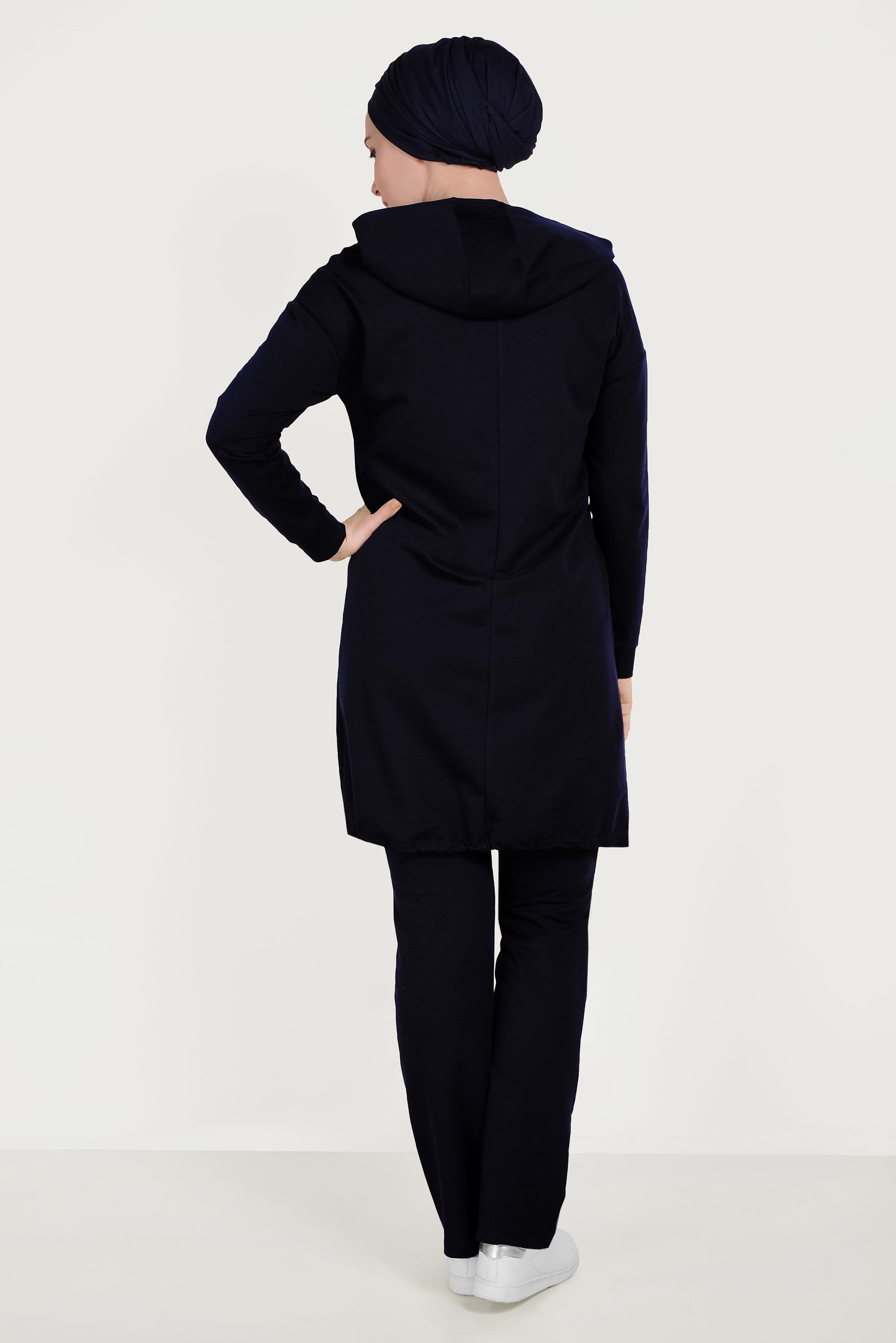 Tesettür giyim SİYAH ETEK UCU BÜZGÜLÜ PAMUKLU EŞOFMAN TAKIMI 40478